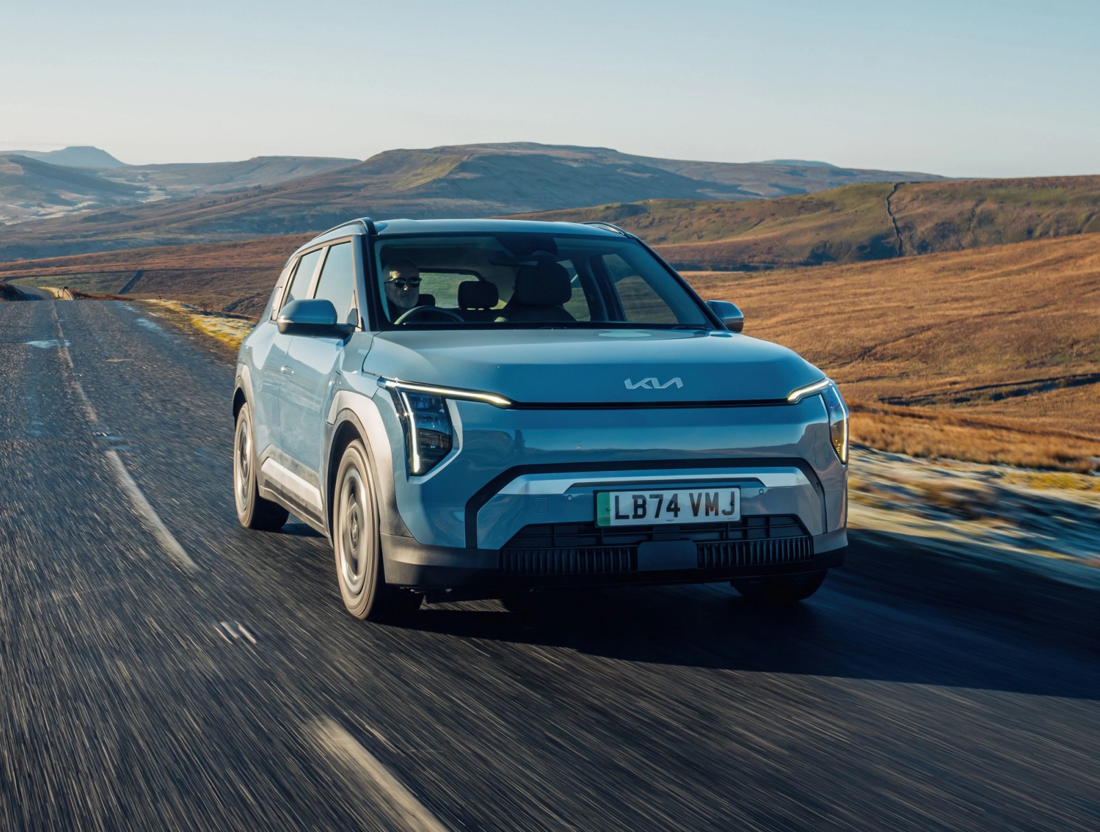 Kia EV3 driving