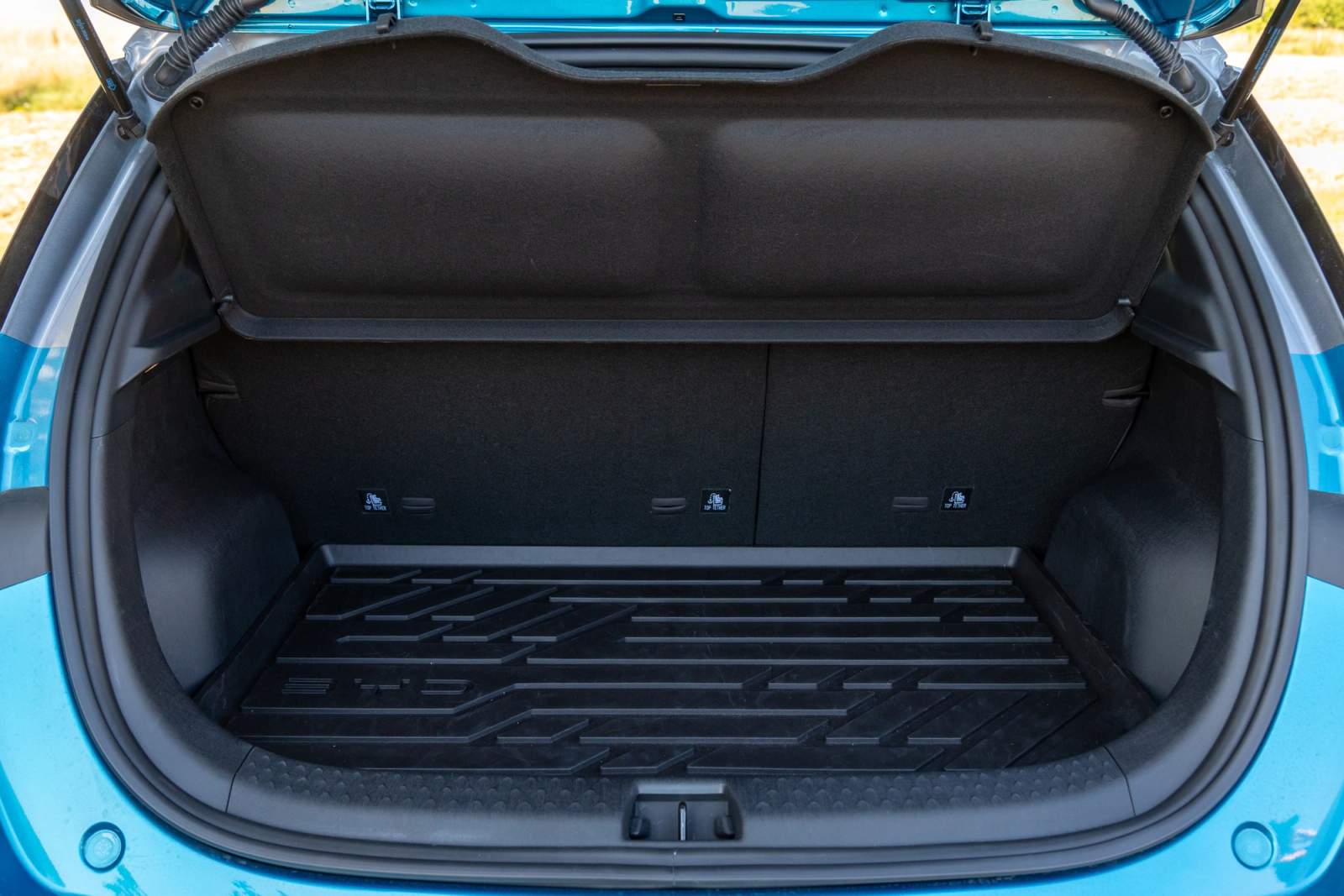 BYD Dolphin boot space