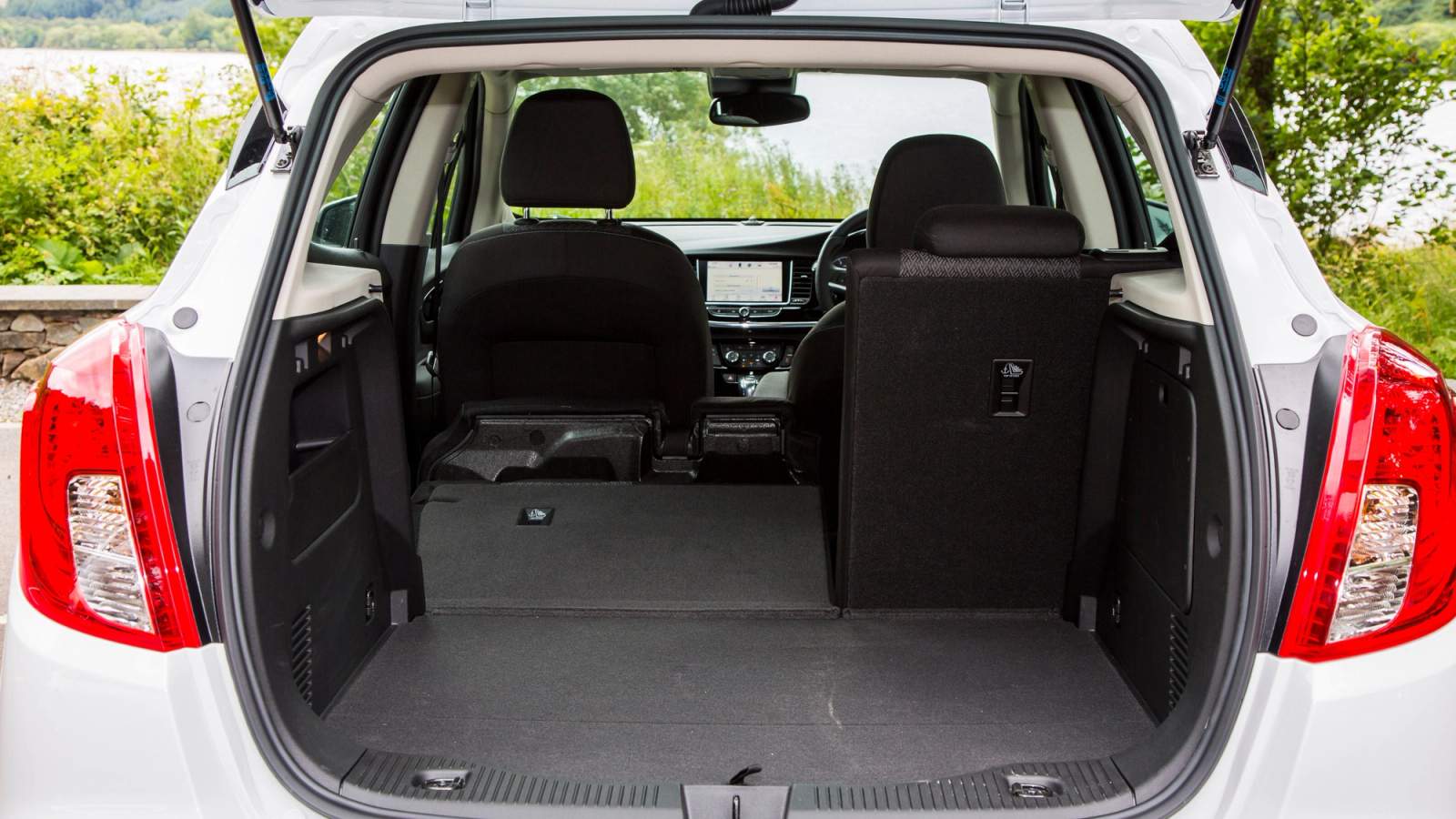 Vauxhall Mokka boot