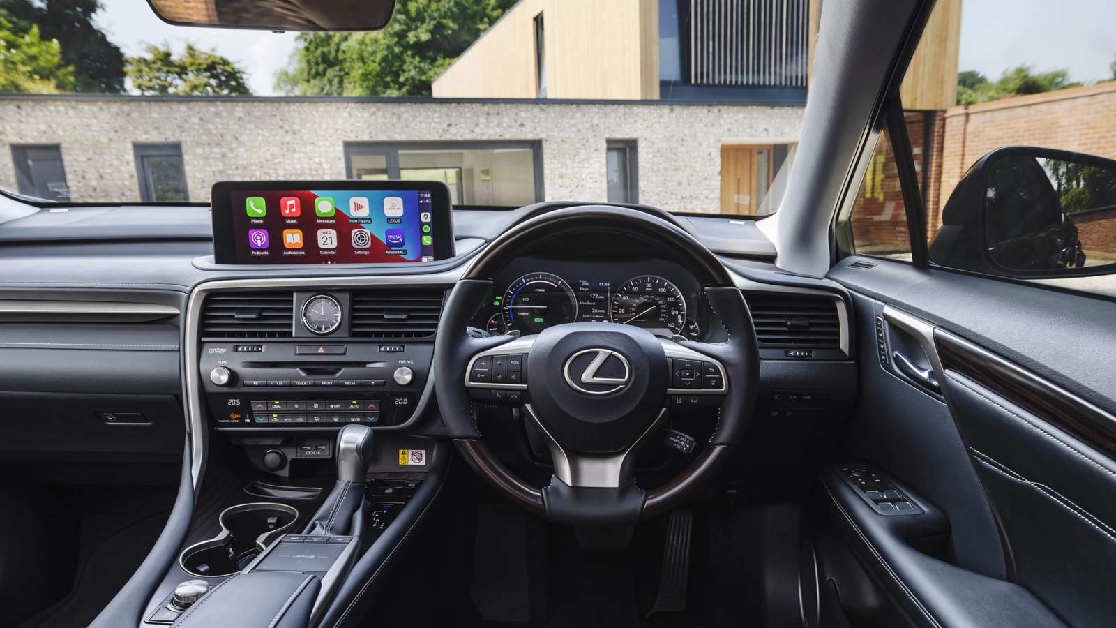 Lexus RX interior 