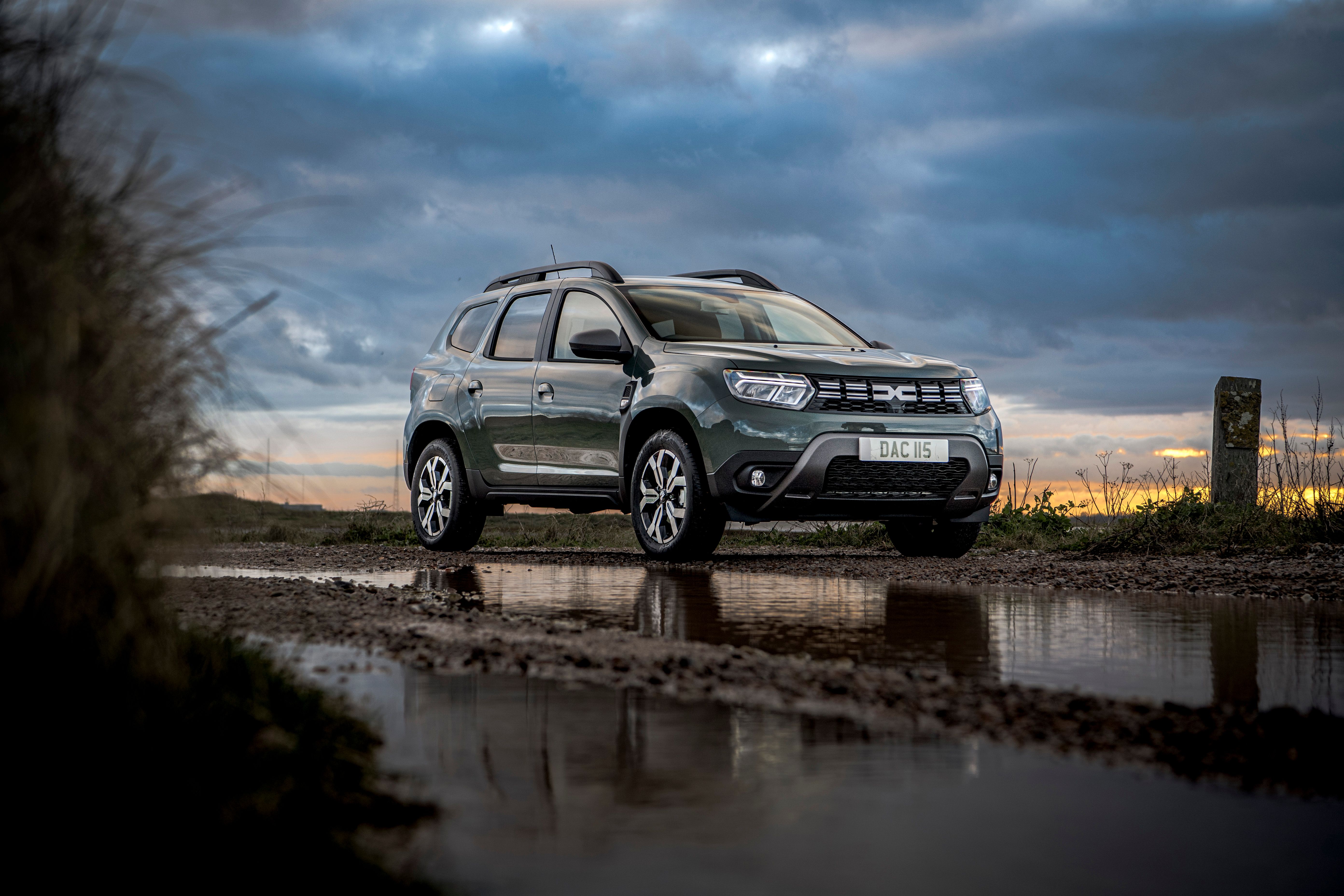 Green Dacia Duster