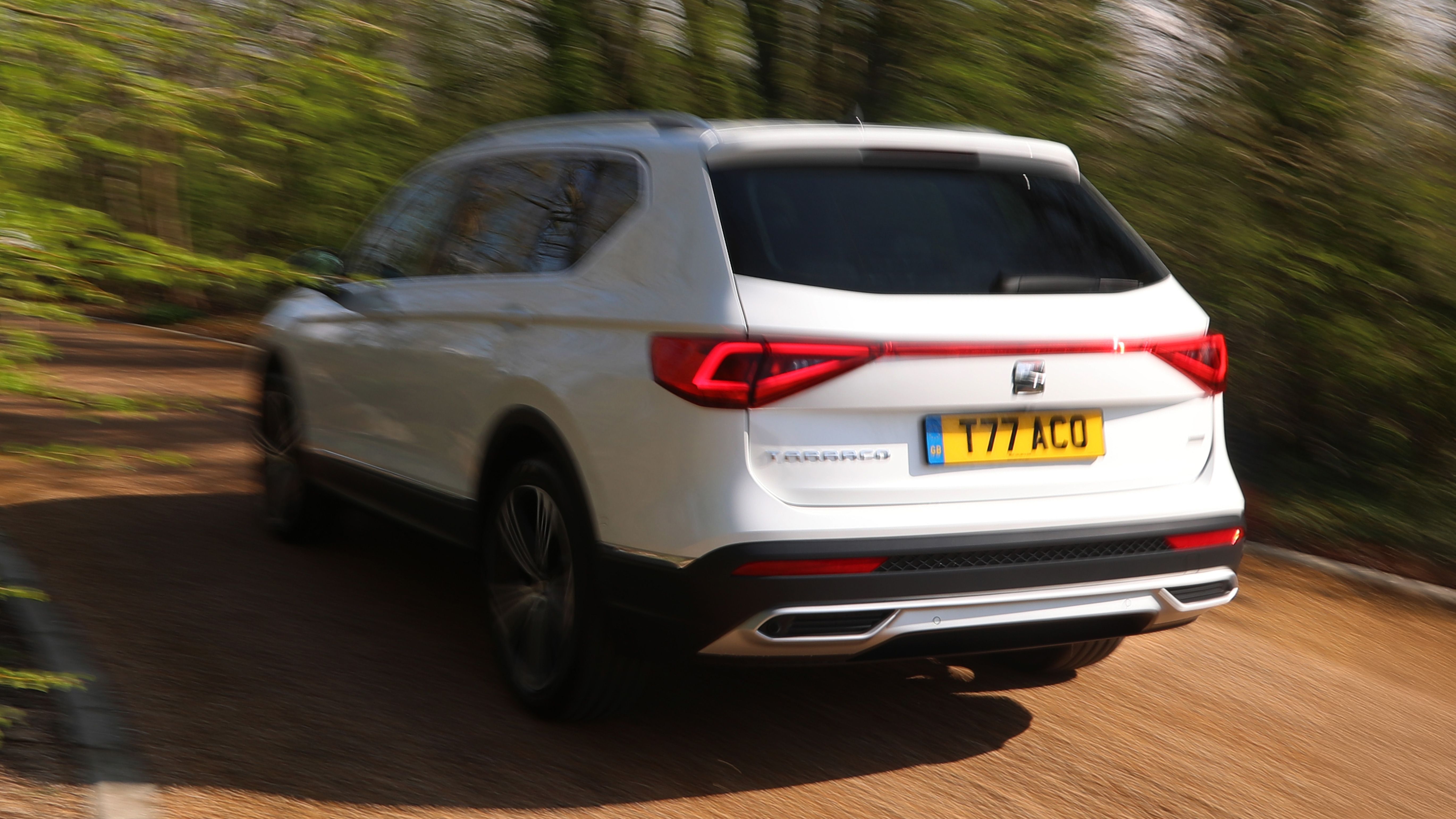 SEAT Tarraco driving rear