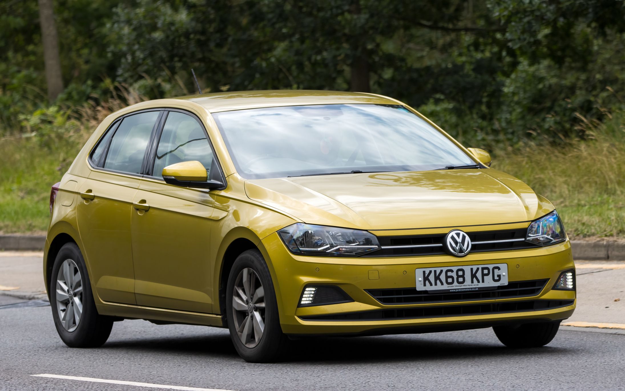 Volkswagen Polo Yellow