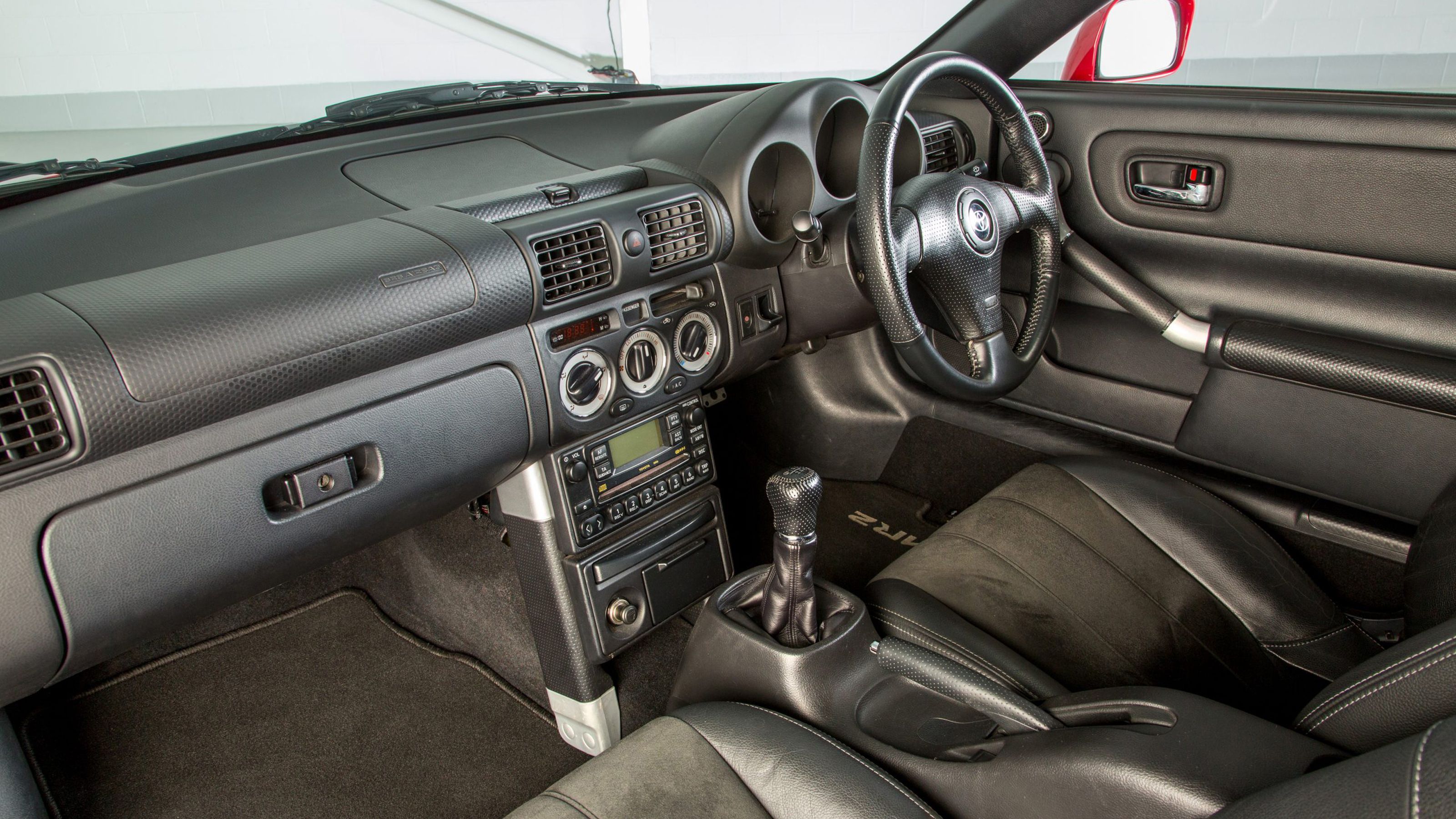 Toyota MR2 interior