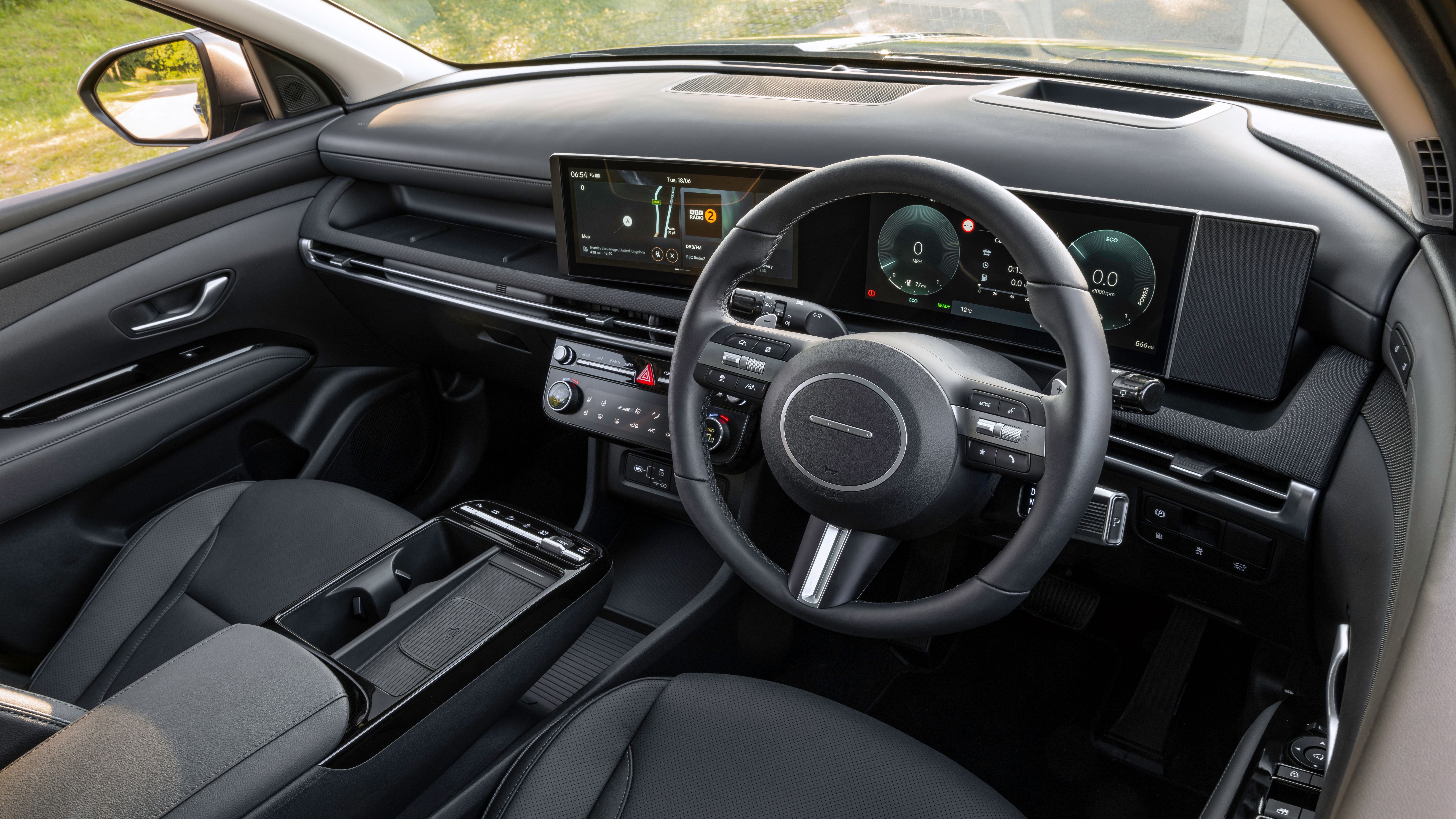 Hyundai Tucson interior