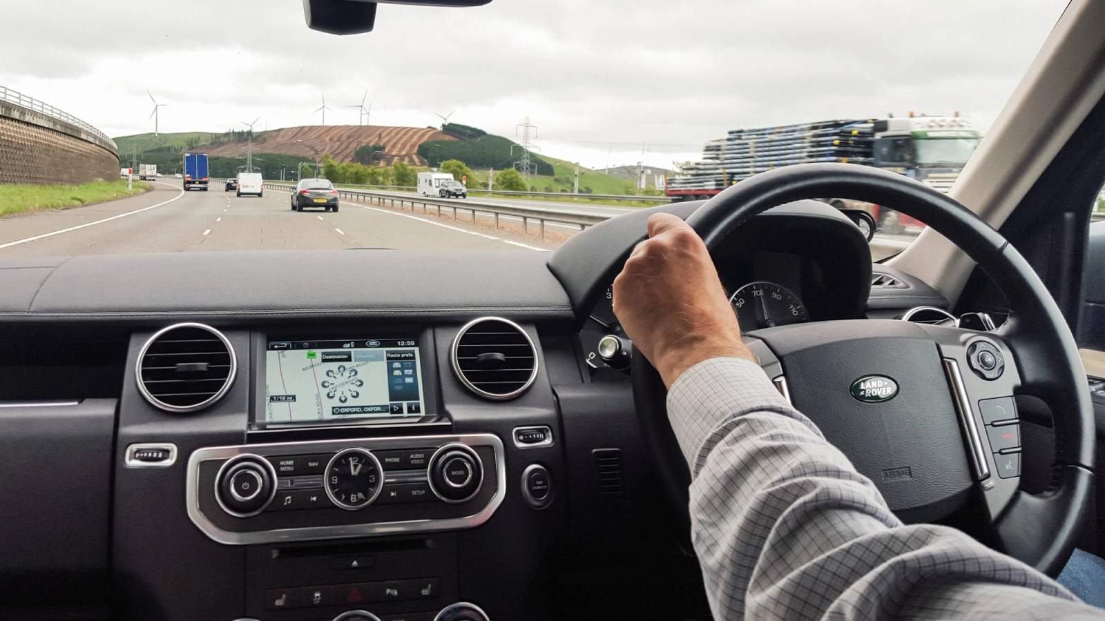 Driving a Land Rover Discovery on the motorway