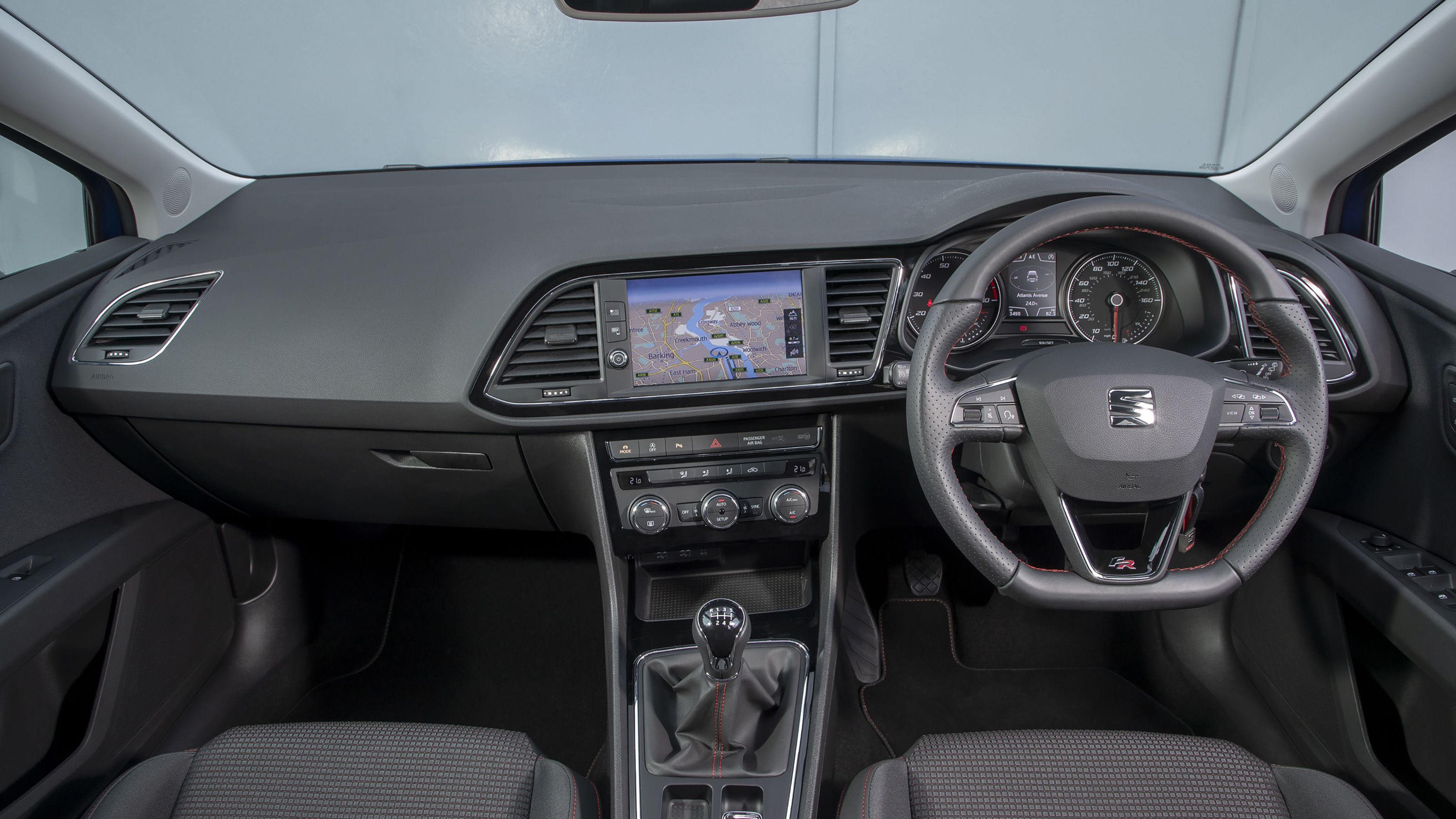 Seat Leon interior