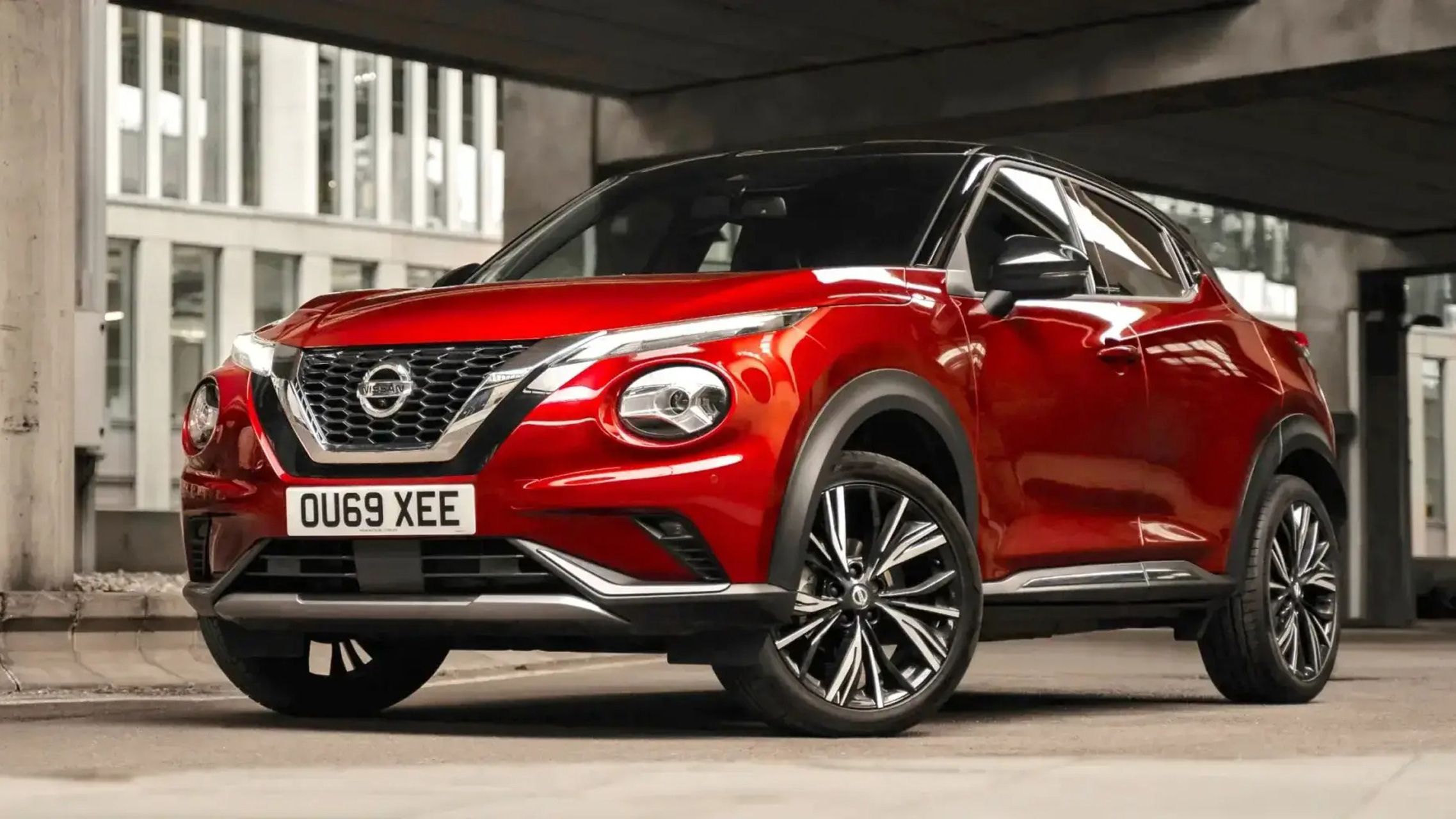 Nissan Juke front quarter parked