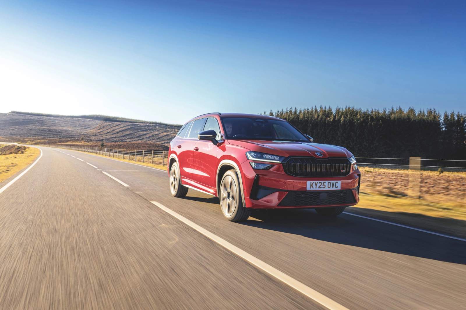 Red Skoda Kodiaq vRS driving