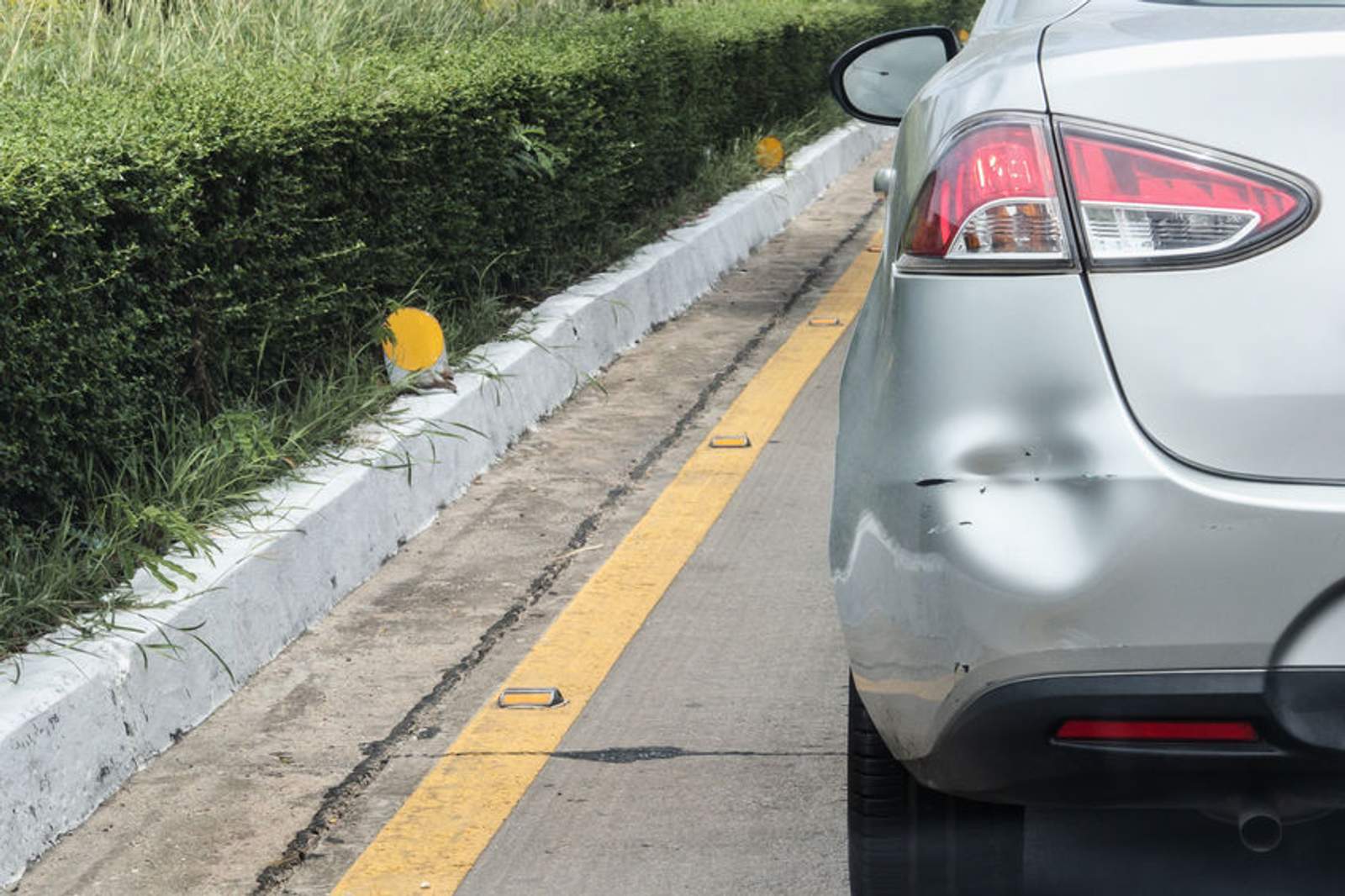 dented car