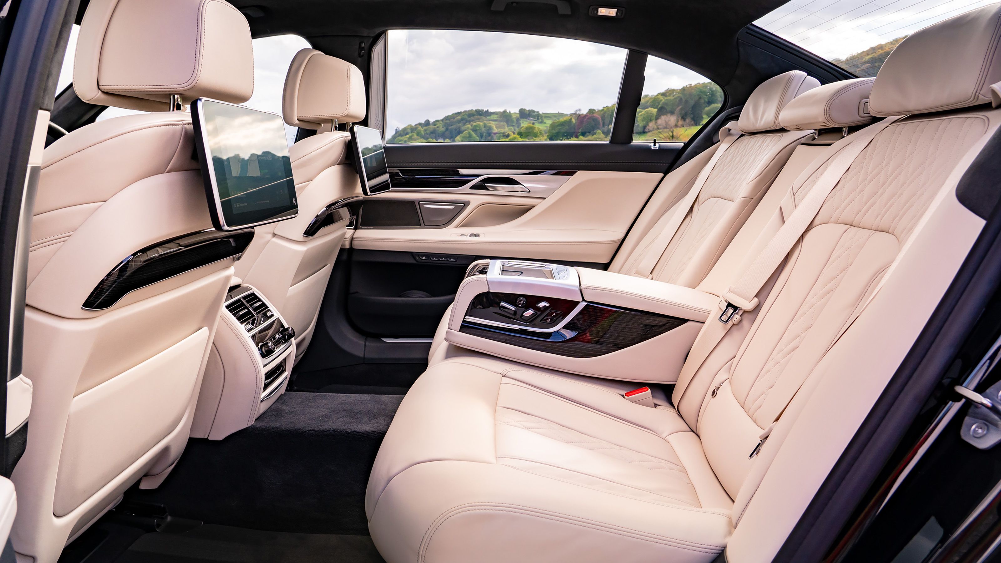 BMW 7 Series rear seats
