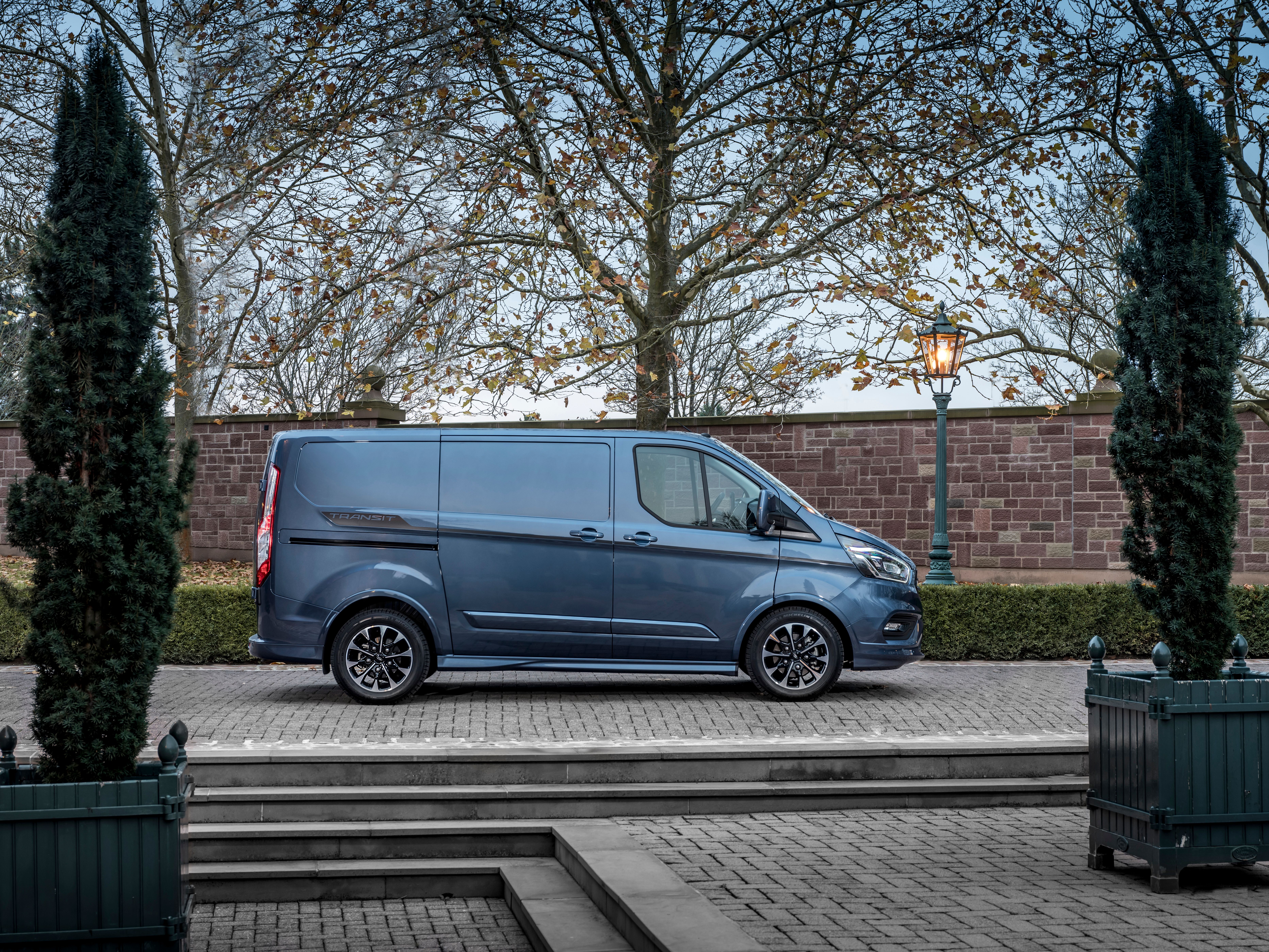 Blue Ford Transit Custom