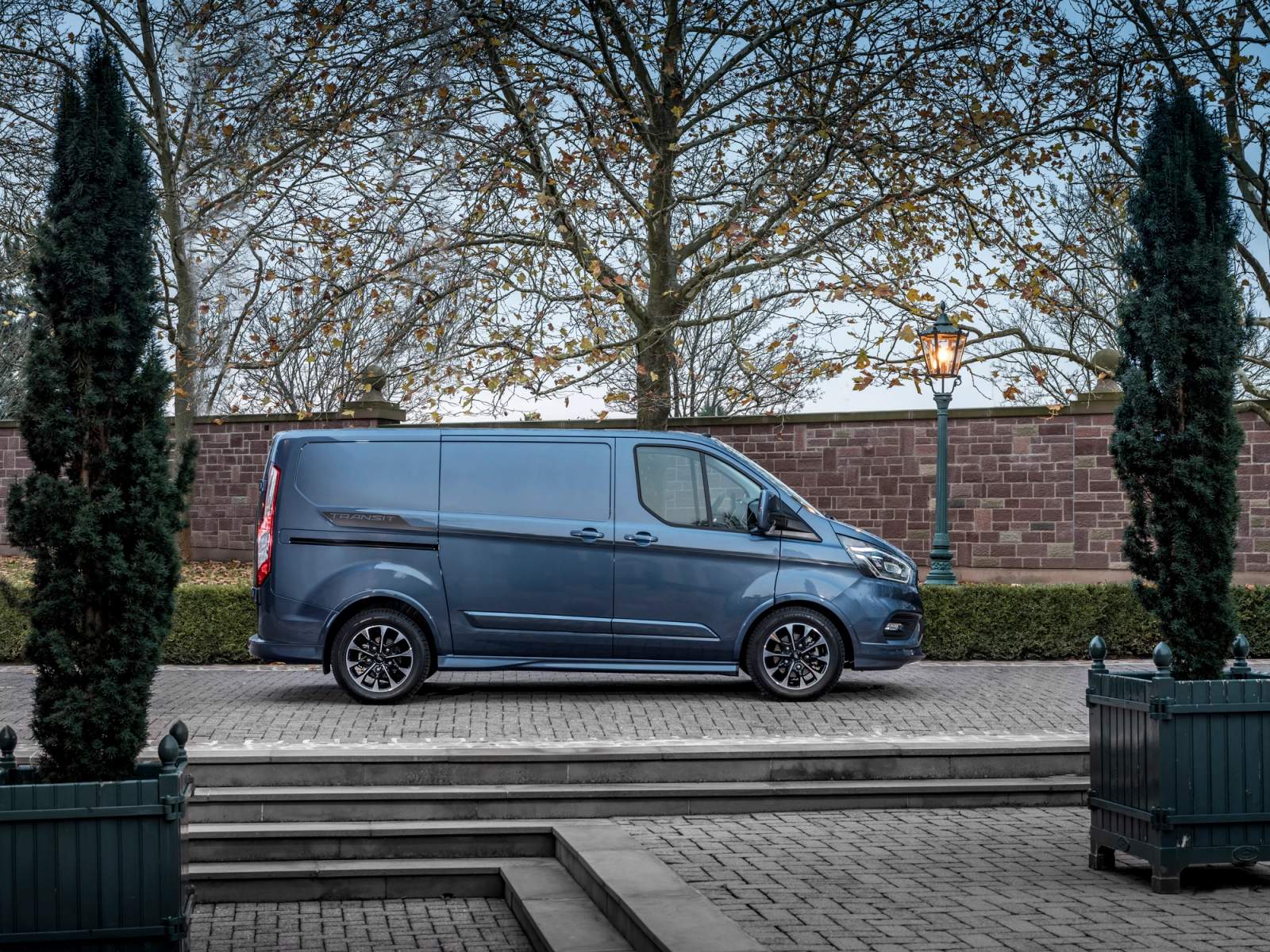 Blue Ford Transit Custom