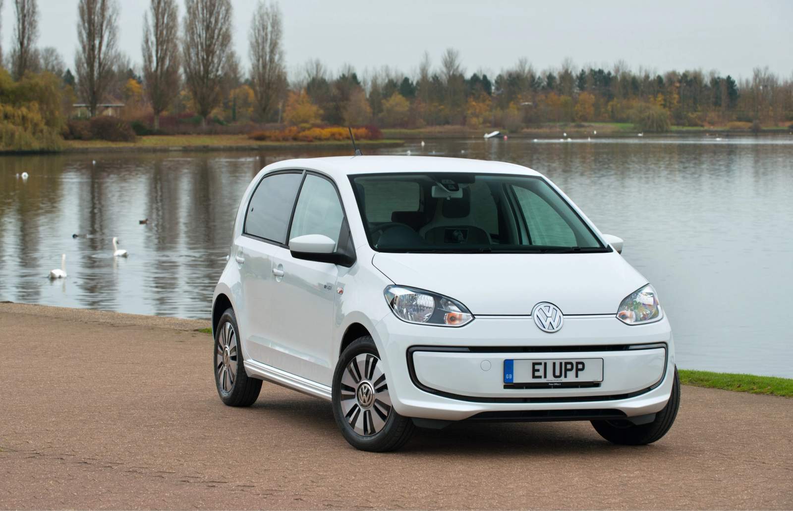 White Volkswagen e-Up! 