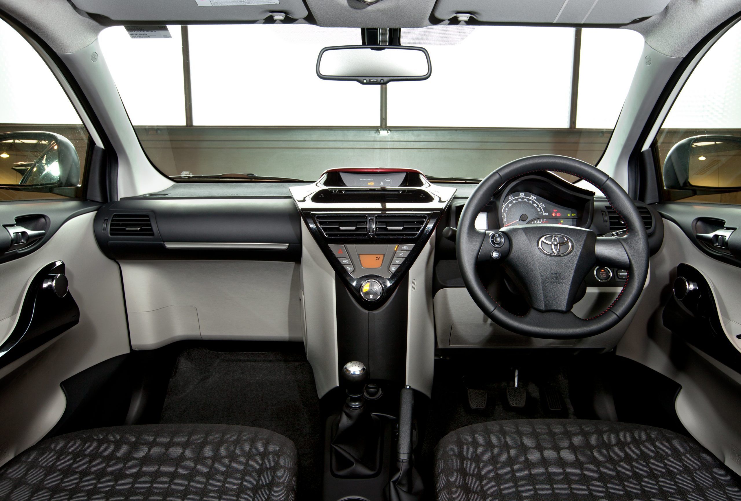iq interior 