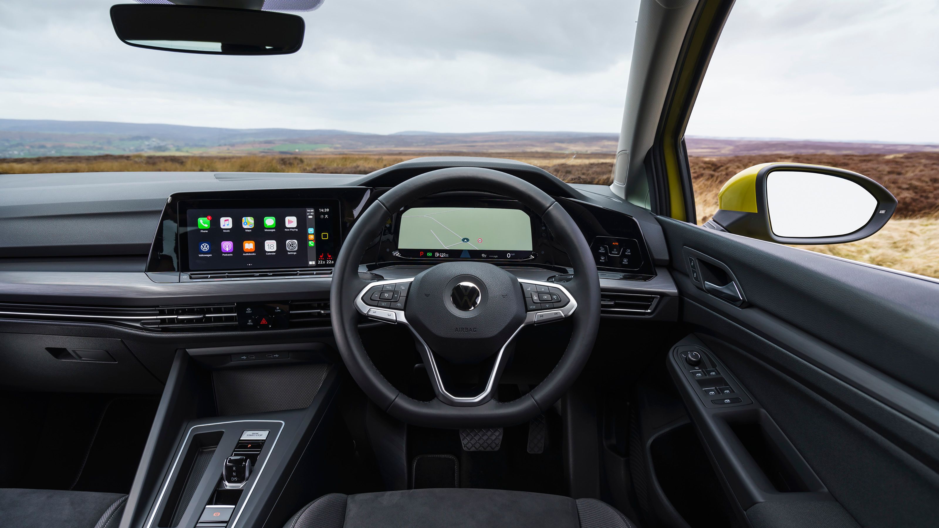 Volkswagen Golf interior