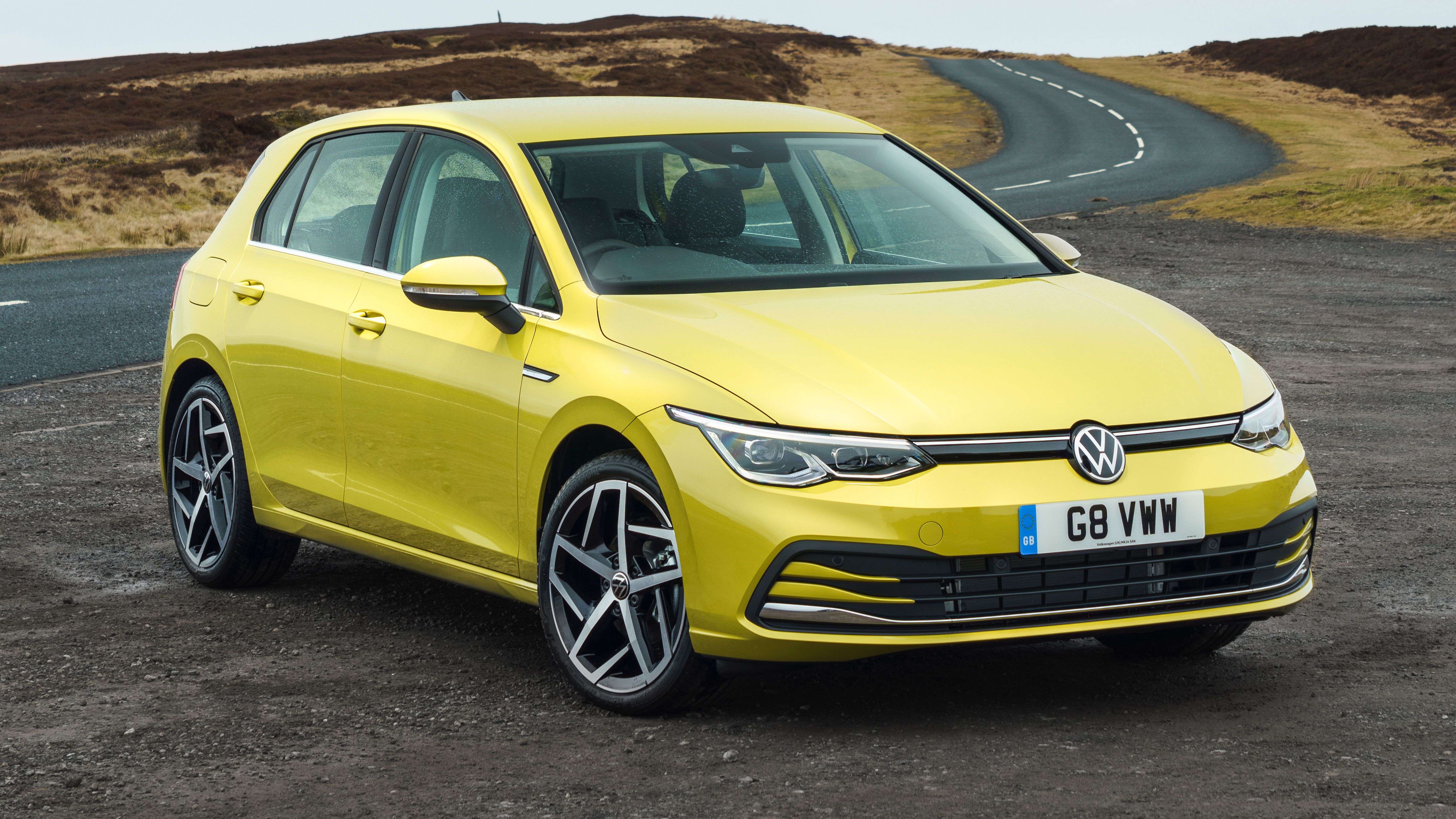 Volkswagen Golf front quarter