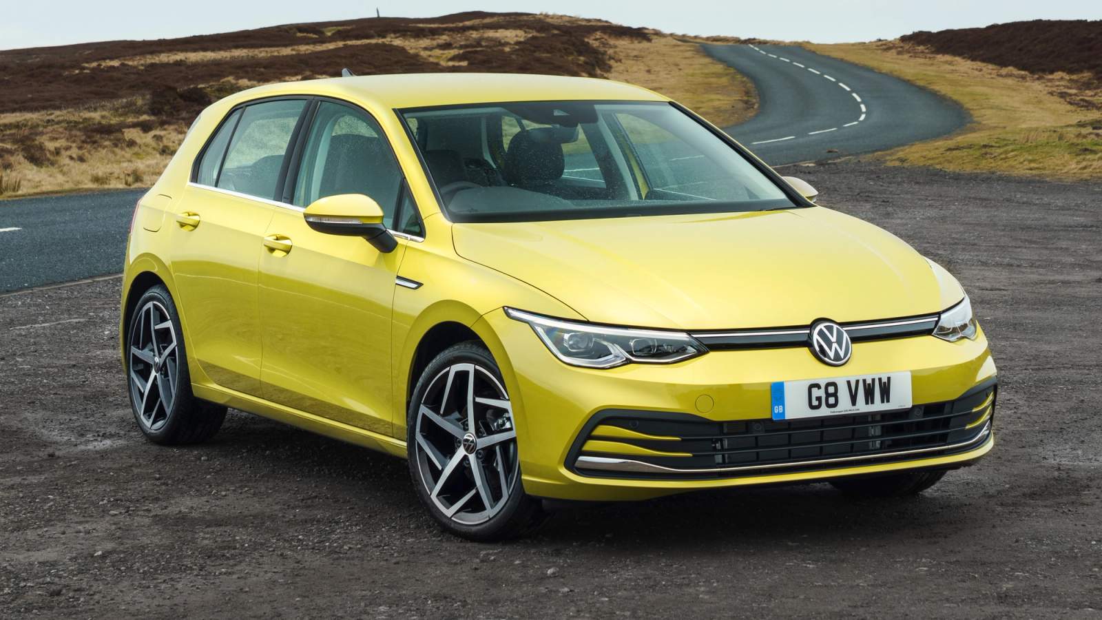 Volkswagen Golf front quarter