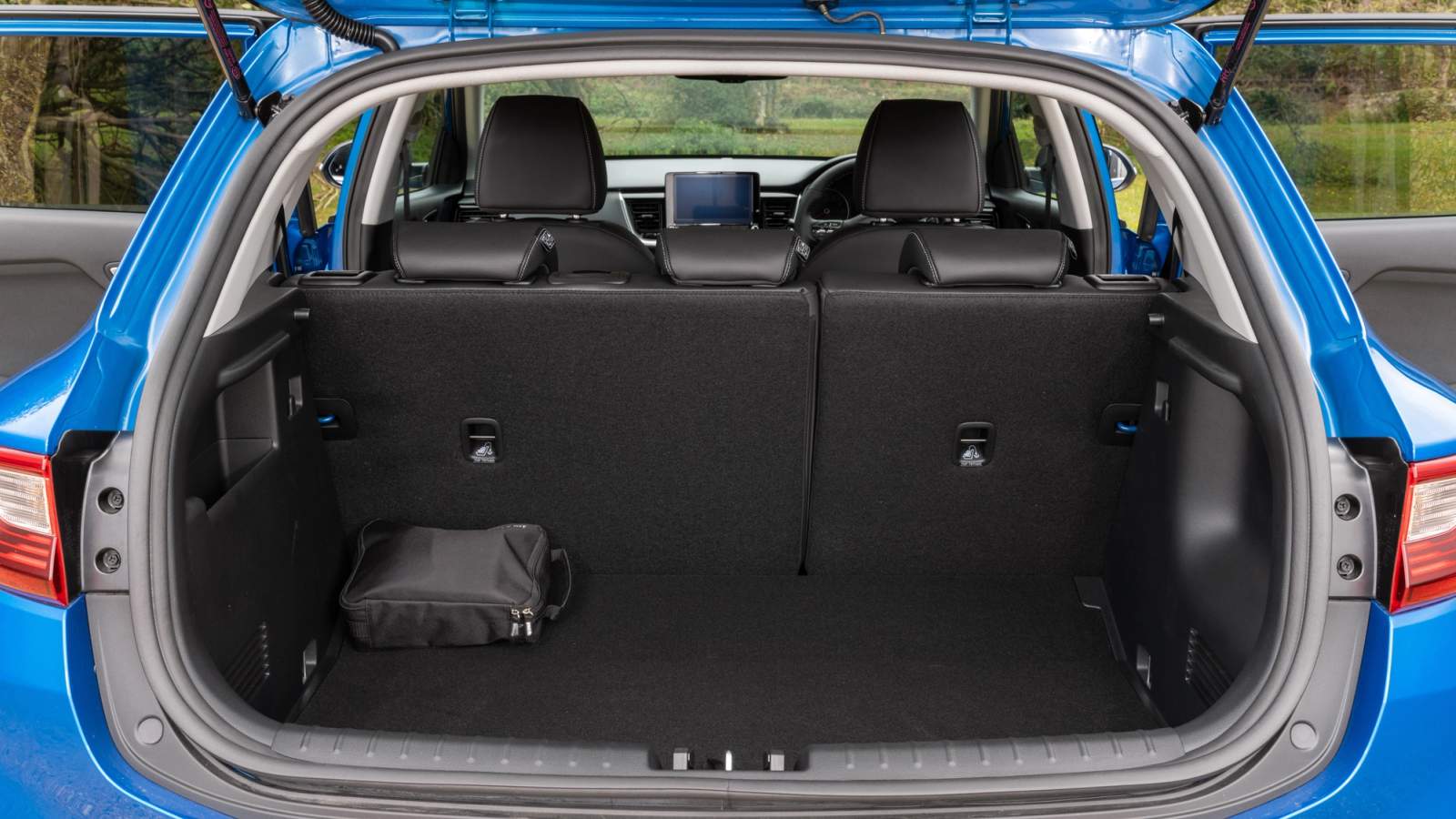 Kia Stonic boot