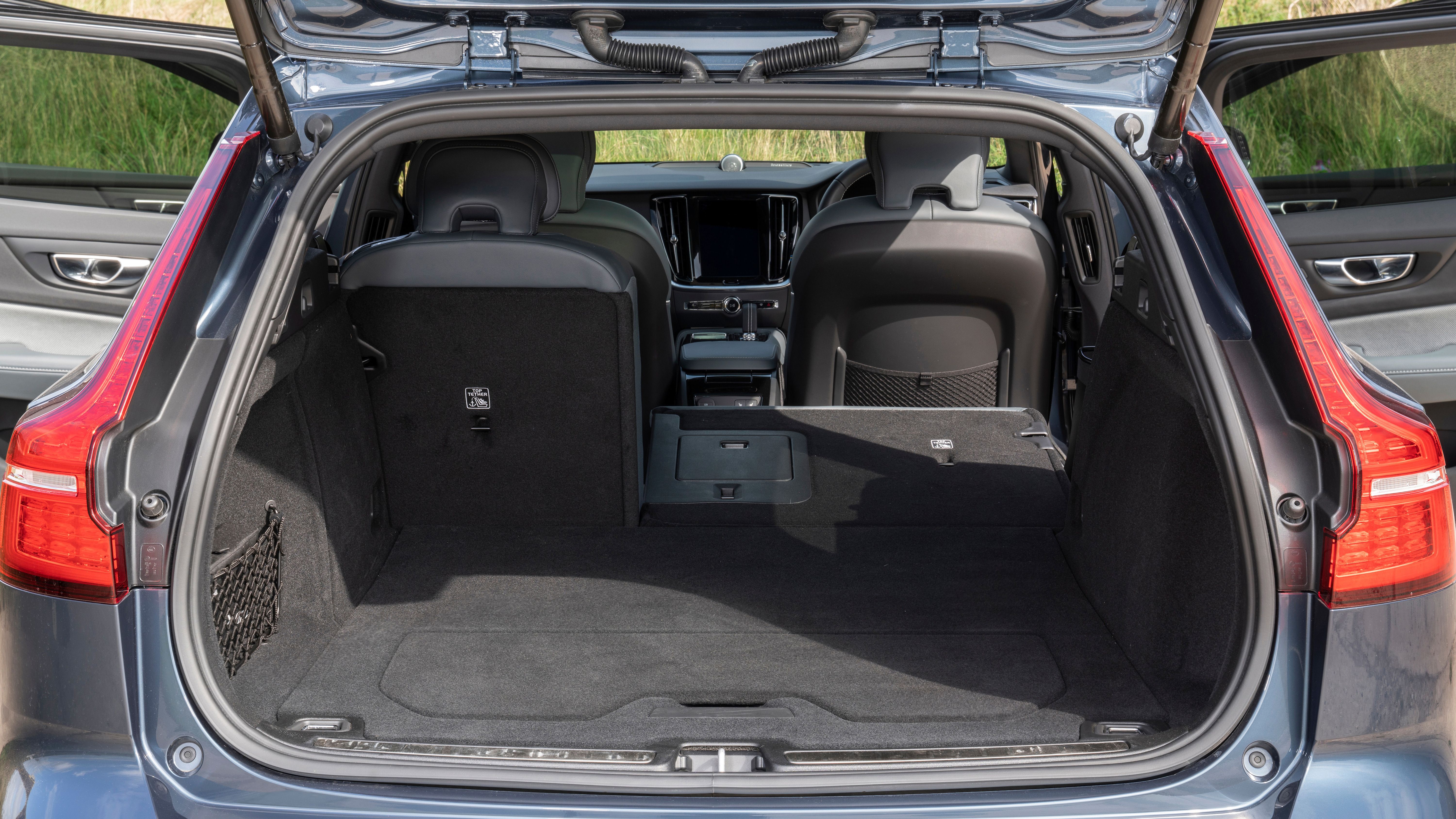 Volvo V60 boot