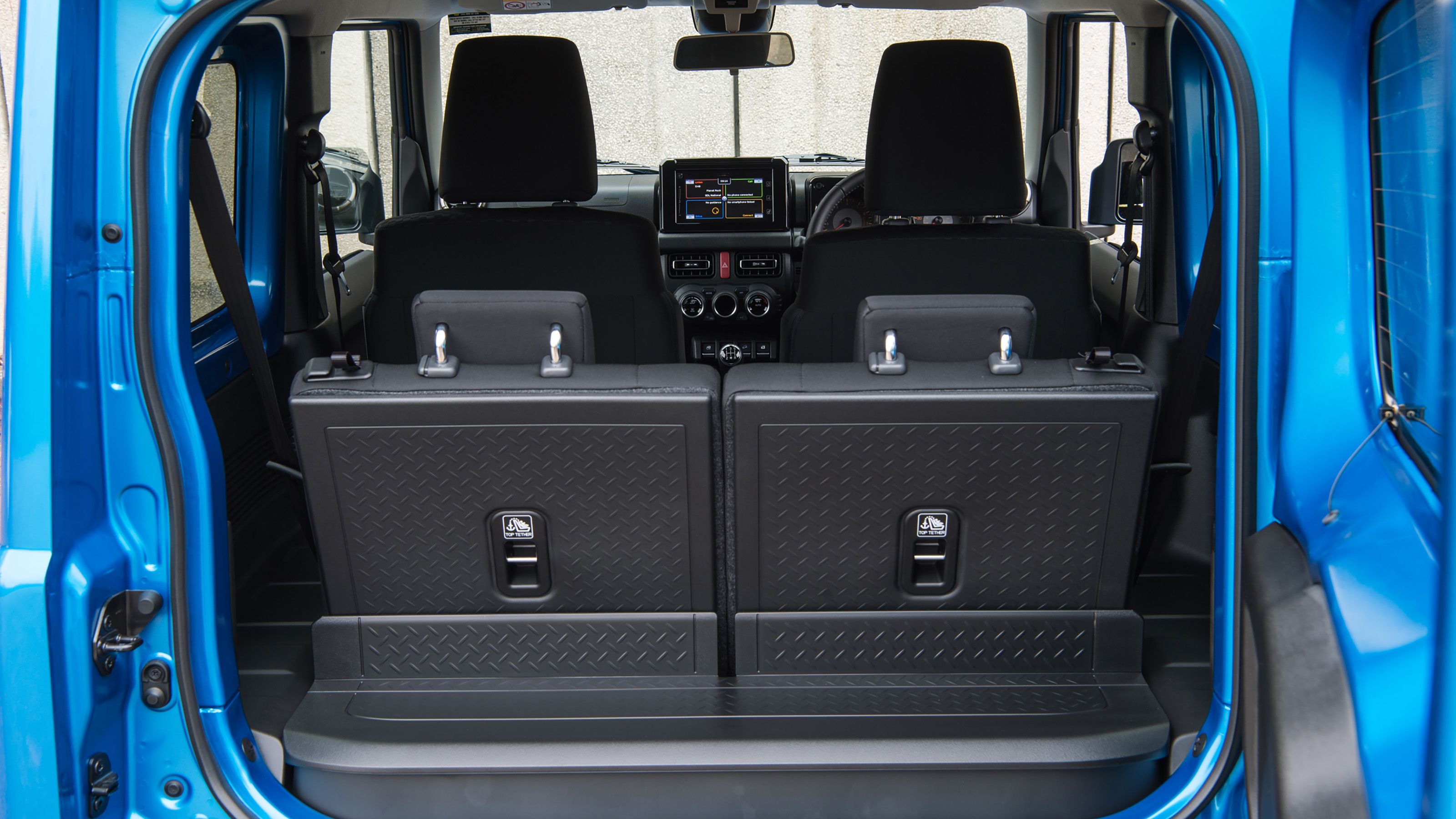 Suzuki Jimny boot space