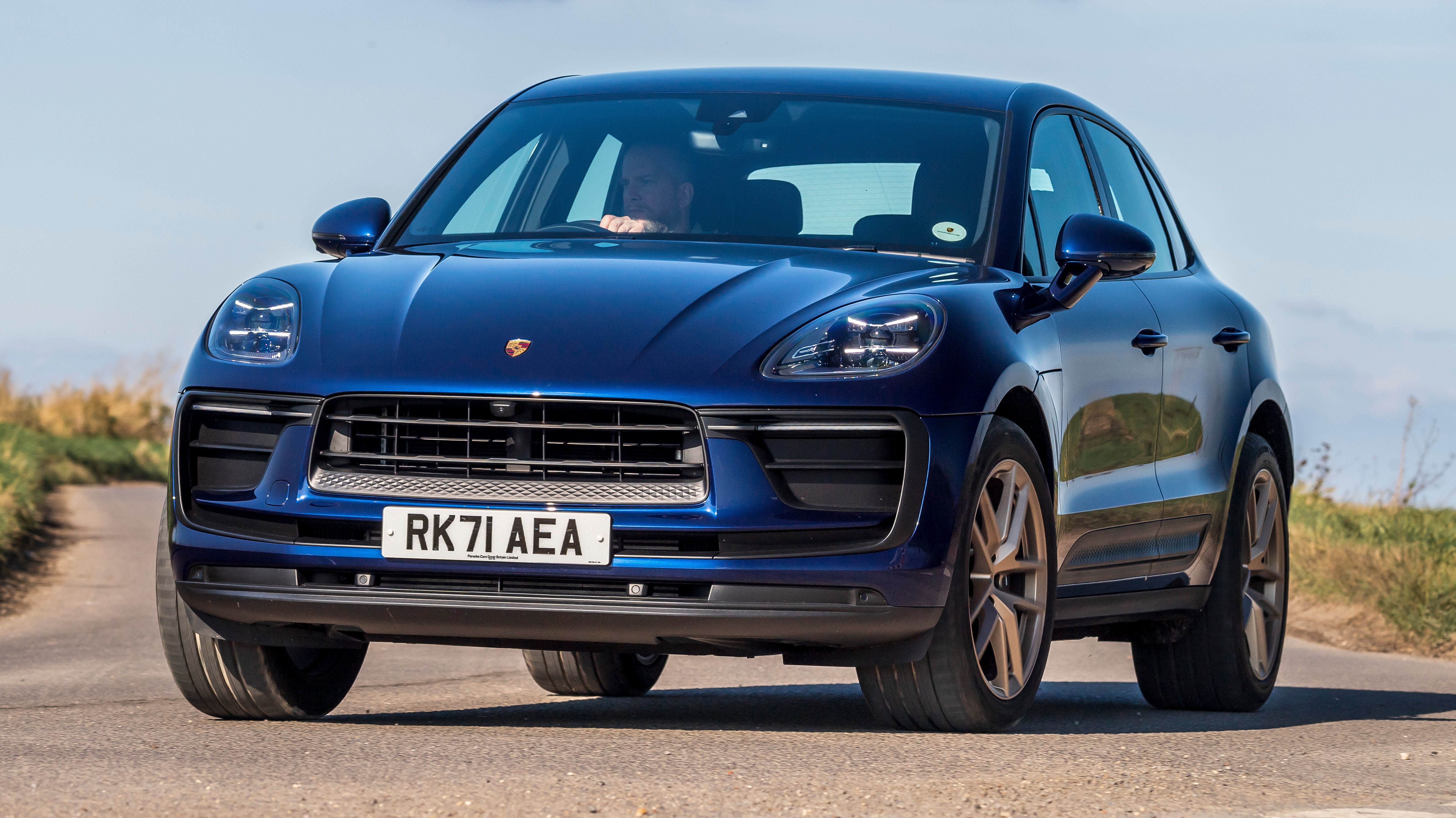 Porsche Macan review image