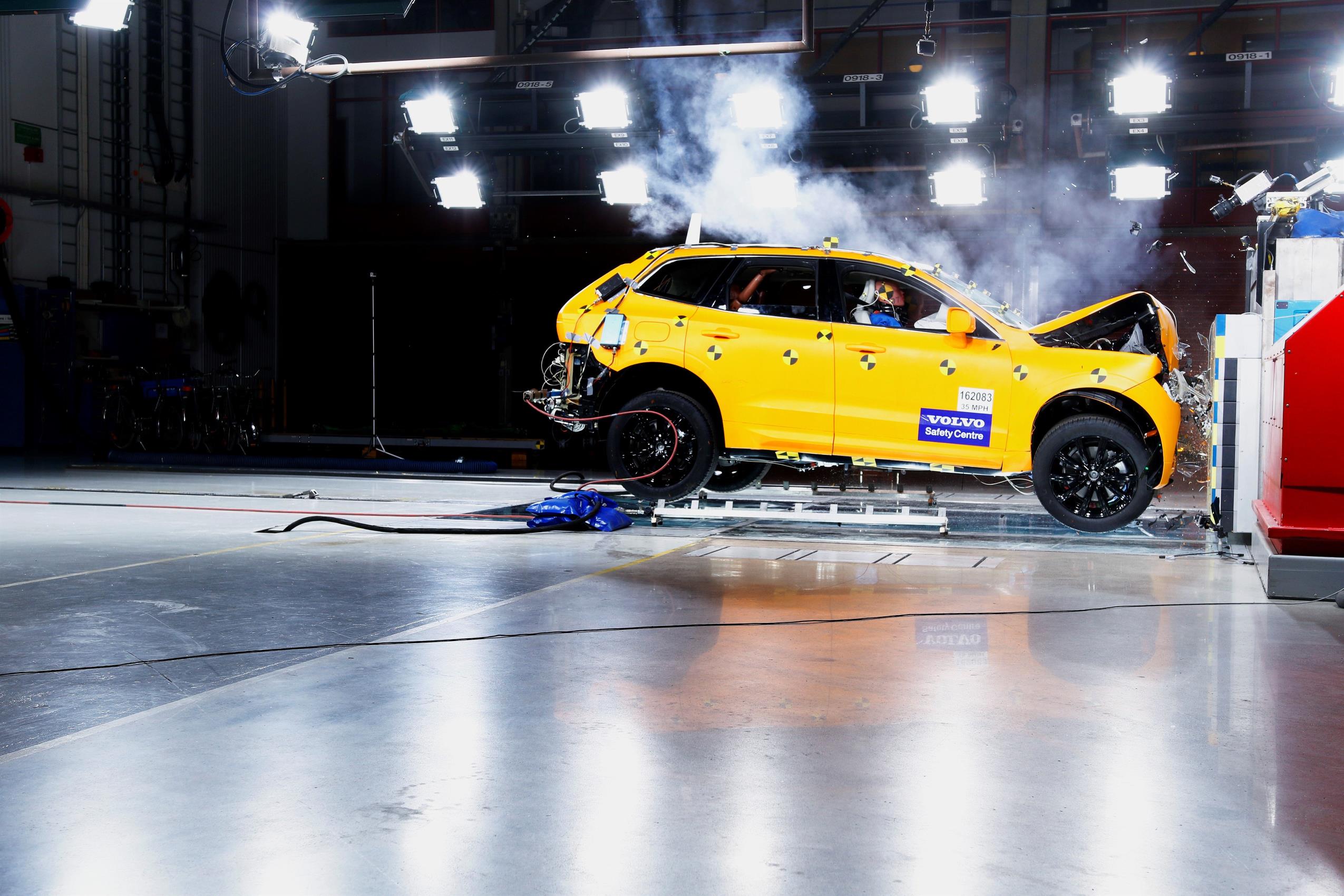 Volvo XC60 crash tested