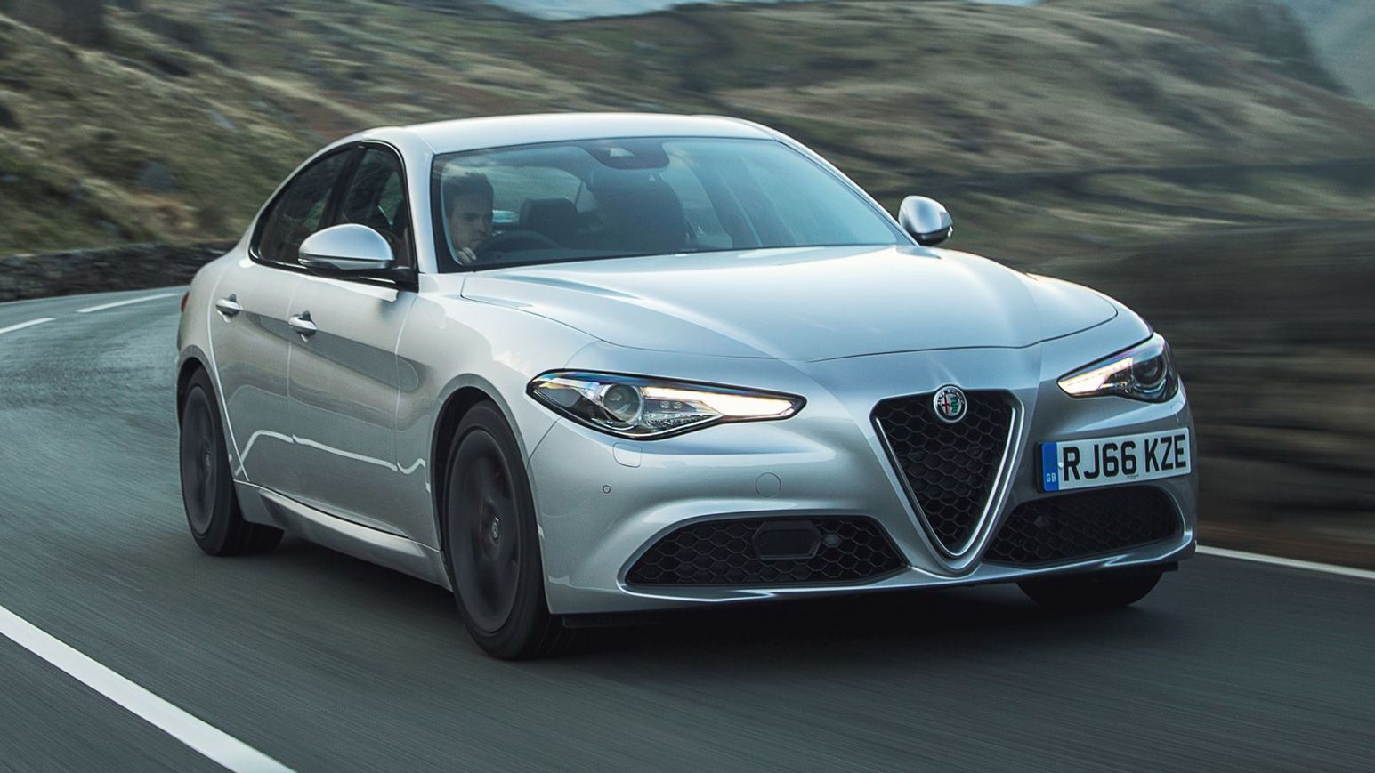Alfa Romeo Giulia front quarter driving