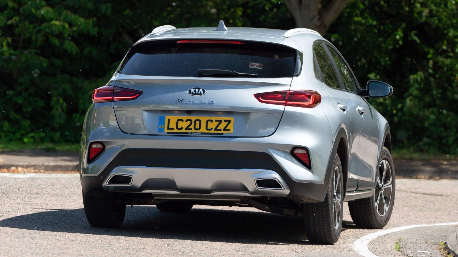 Kia rear driving