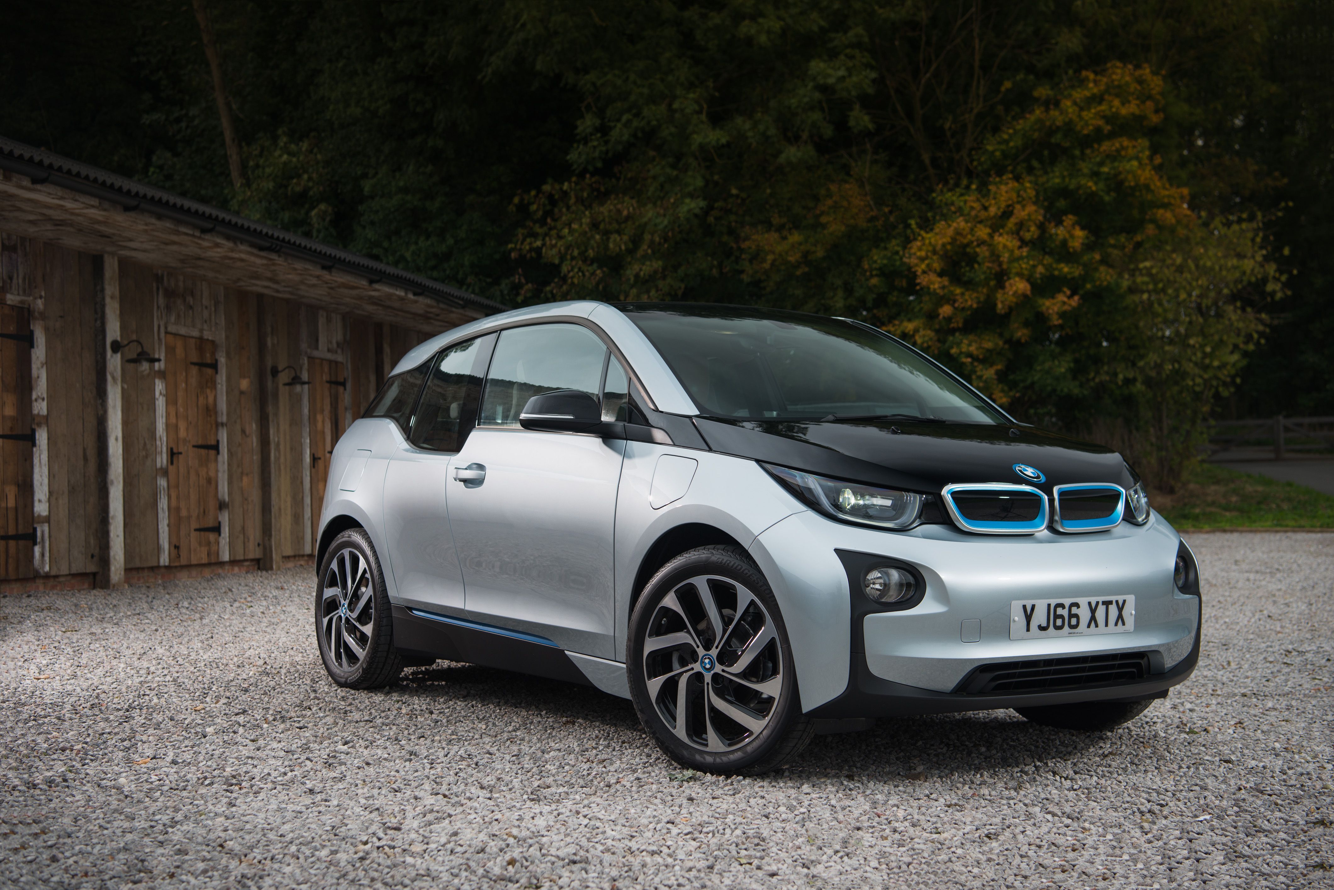 Silver BMW i3