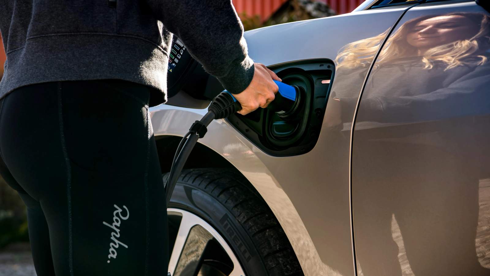 Jaguar I-Pace charging