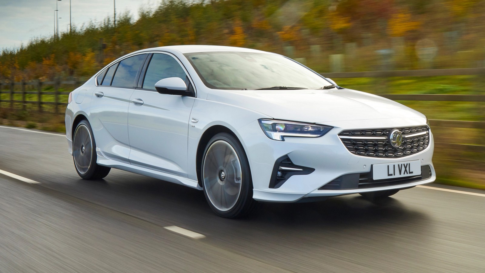 Vauxhall Insignia front quarter driving