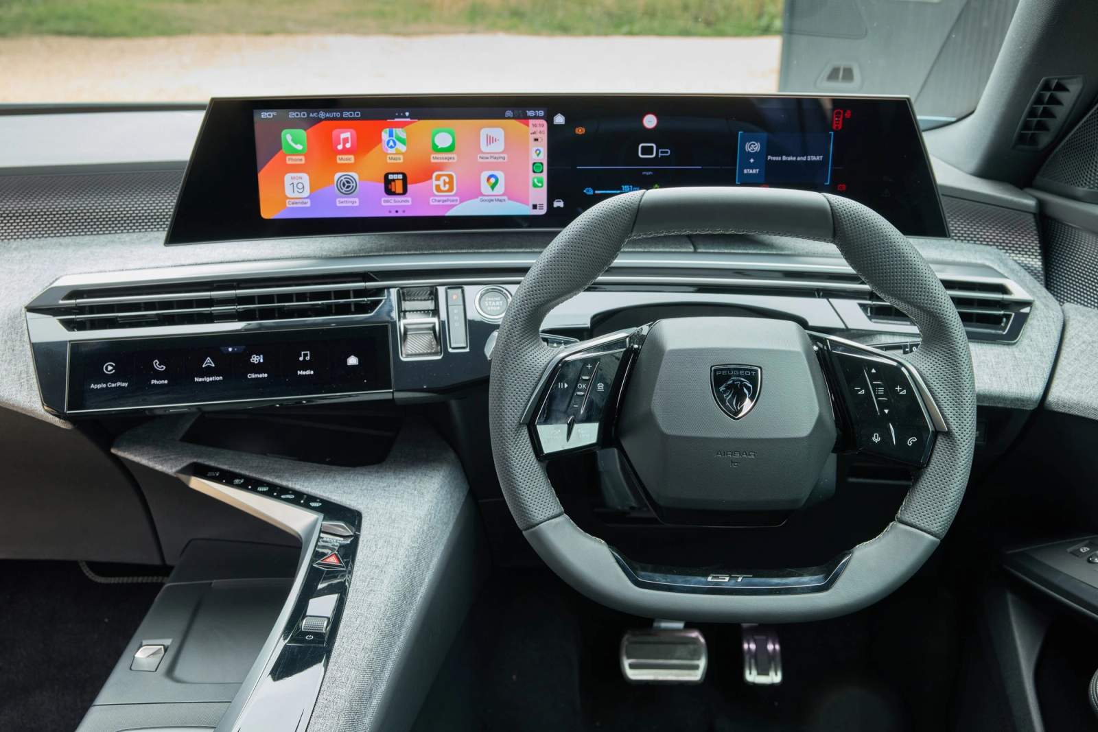 peugeot carplay