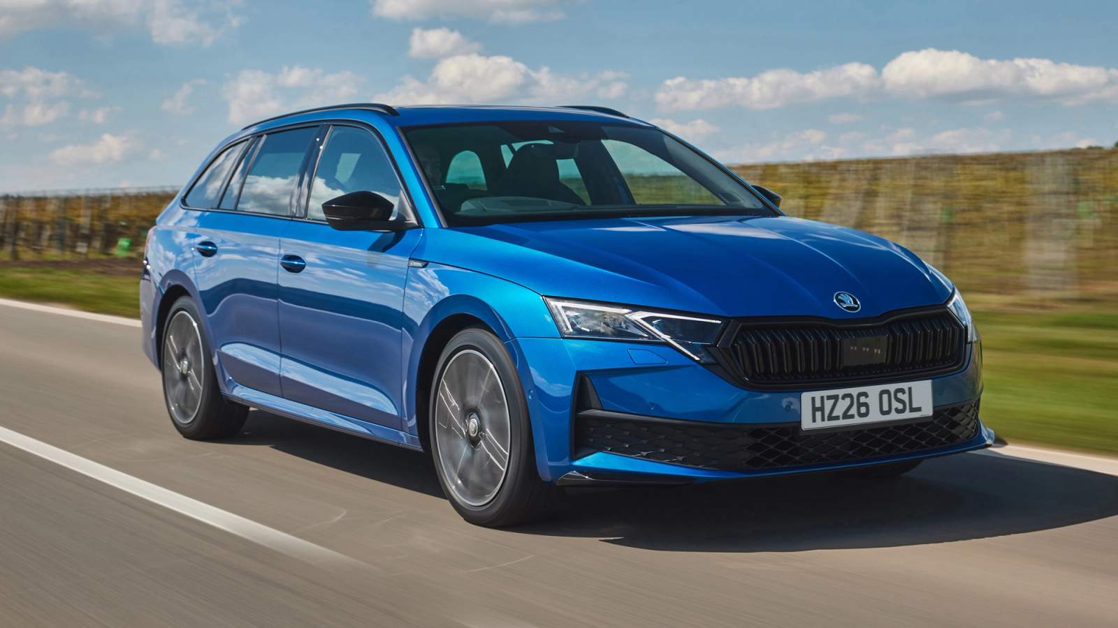 Skoda Octavia Estate driving