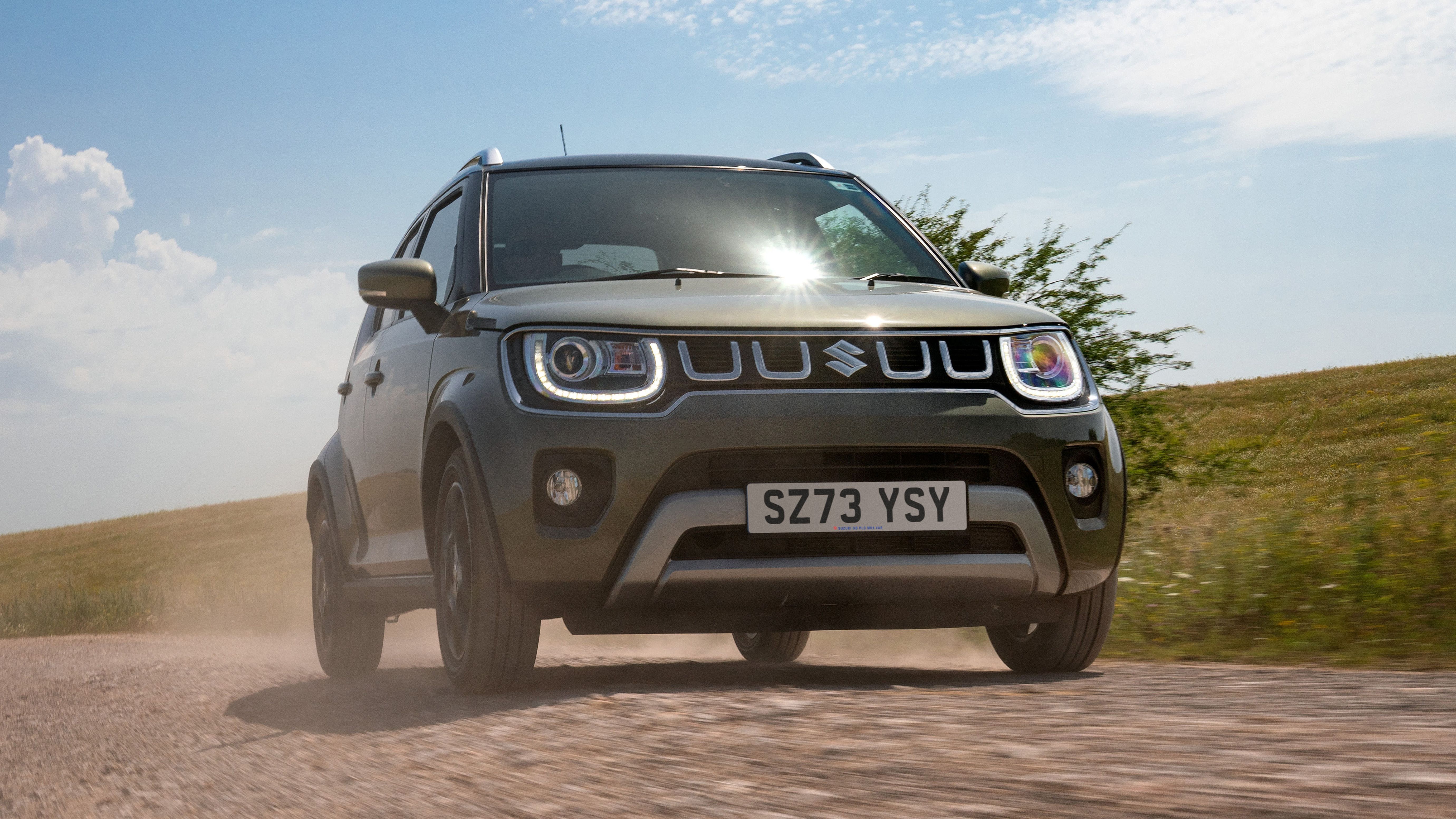 Suzuki Ignis driving