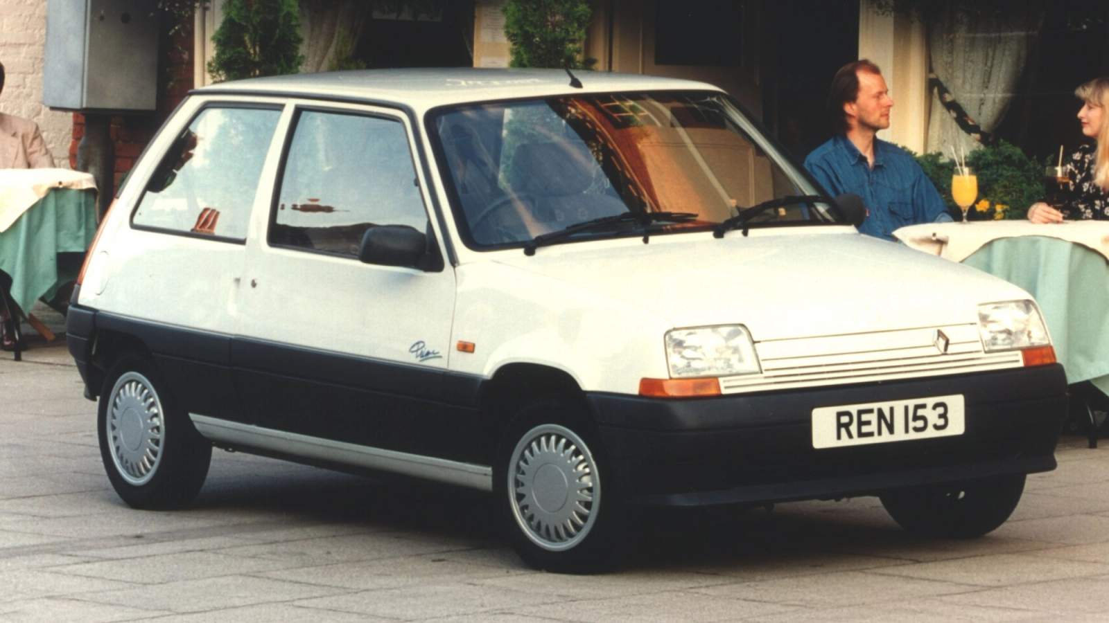 Old Renault 5