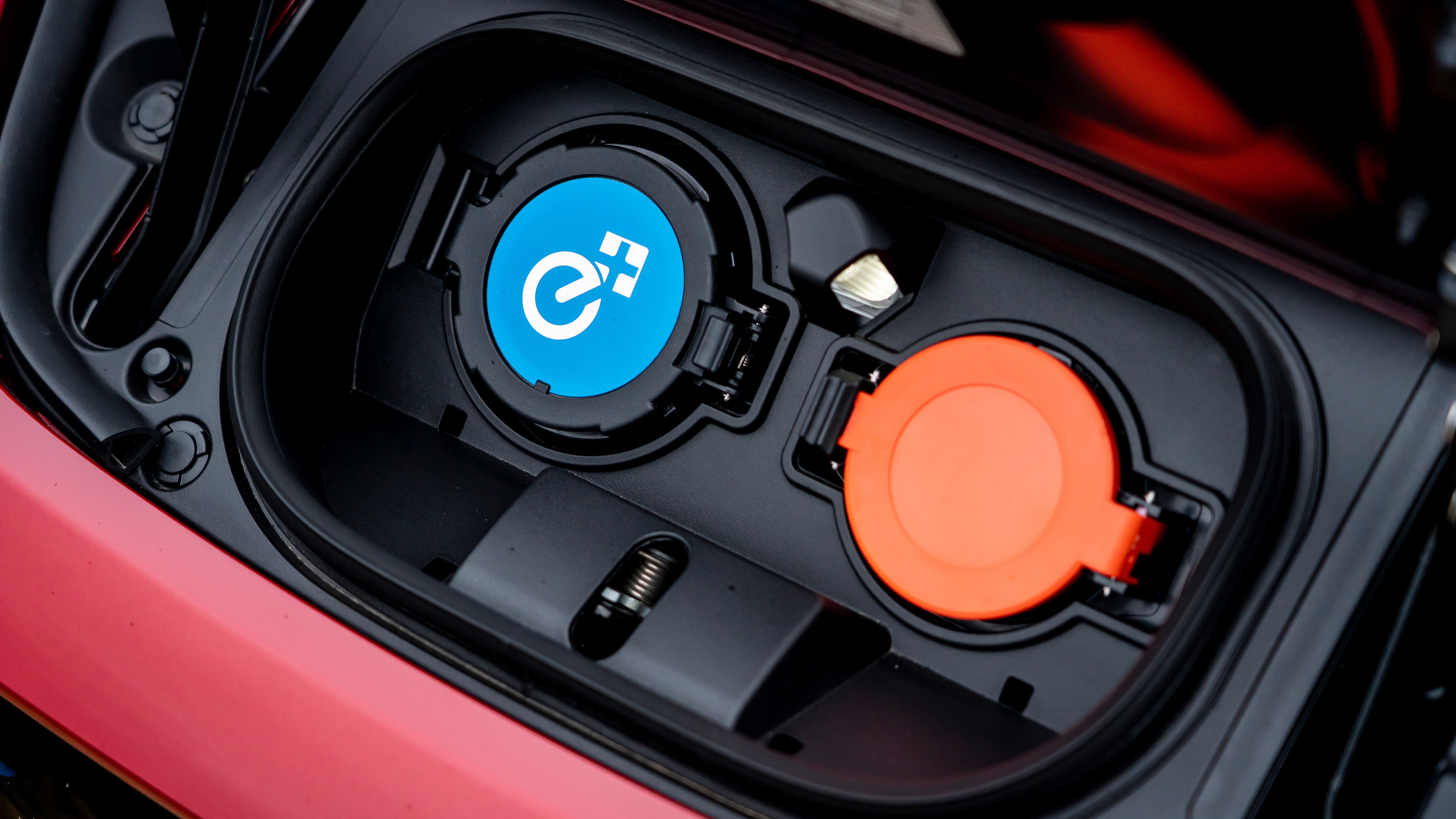 Nissan Leaf charging port