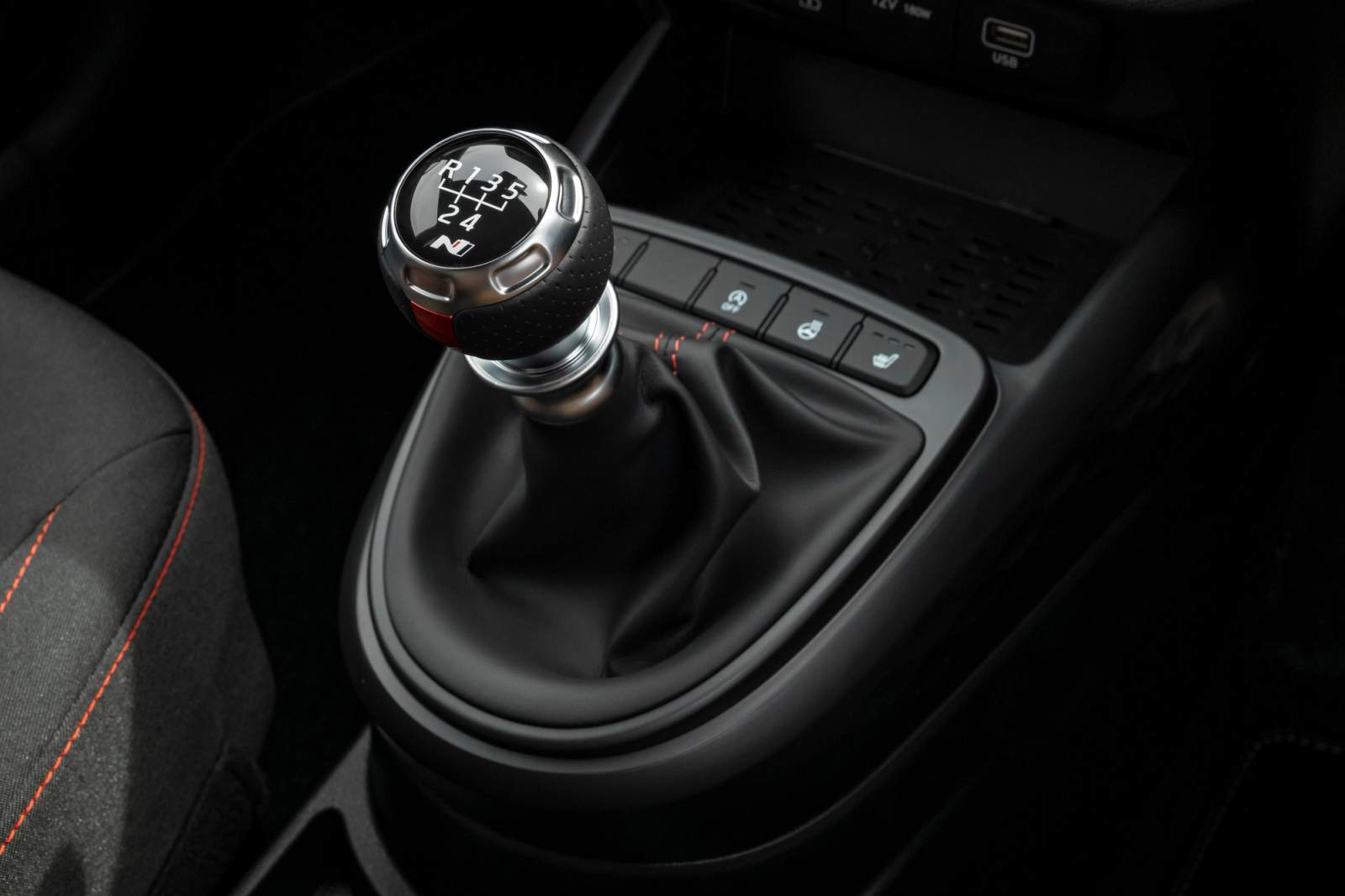 Manual transmission 