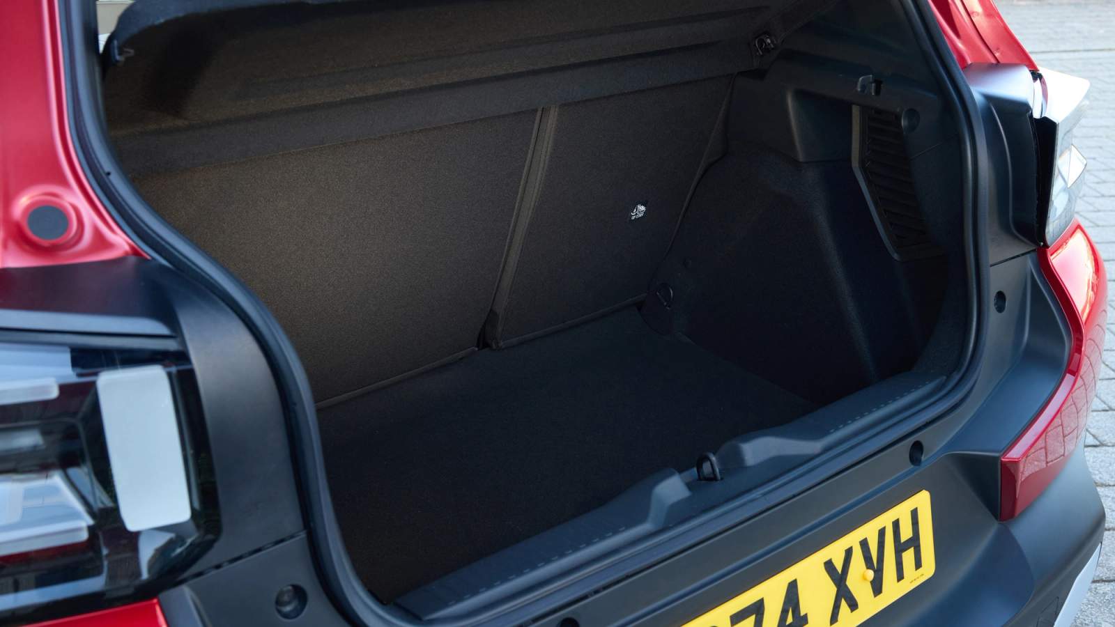 Citroen e-C3 boot space