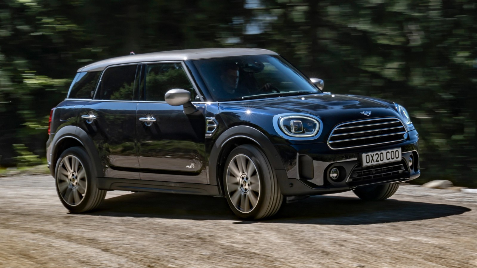 MINI Countryman front quarter