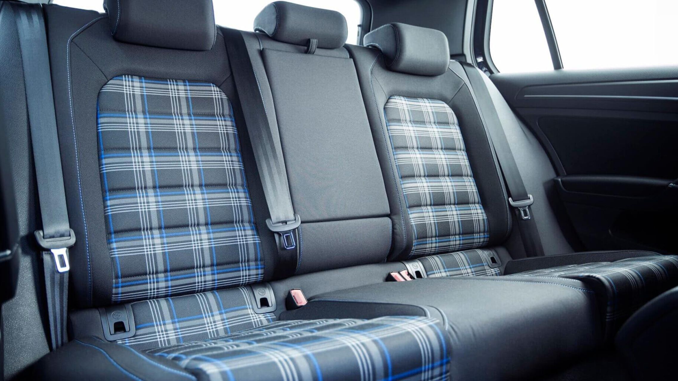 Volkswagen Golf rear seats