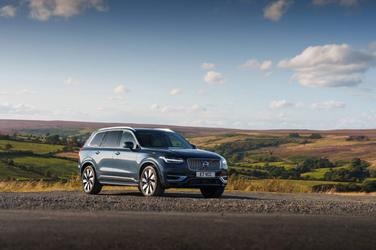 Blue Volvo XC90