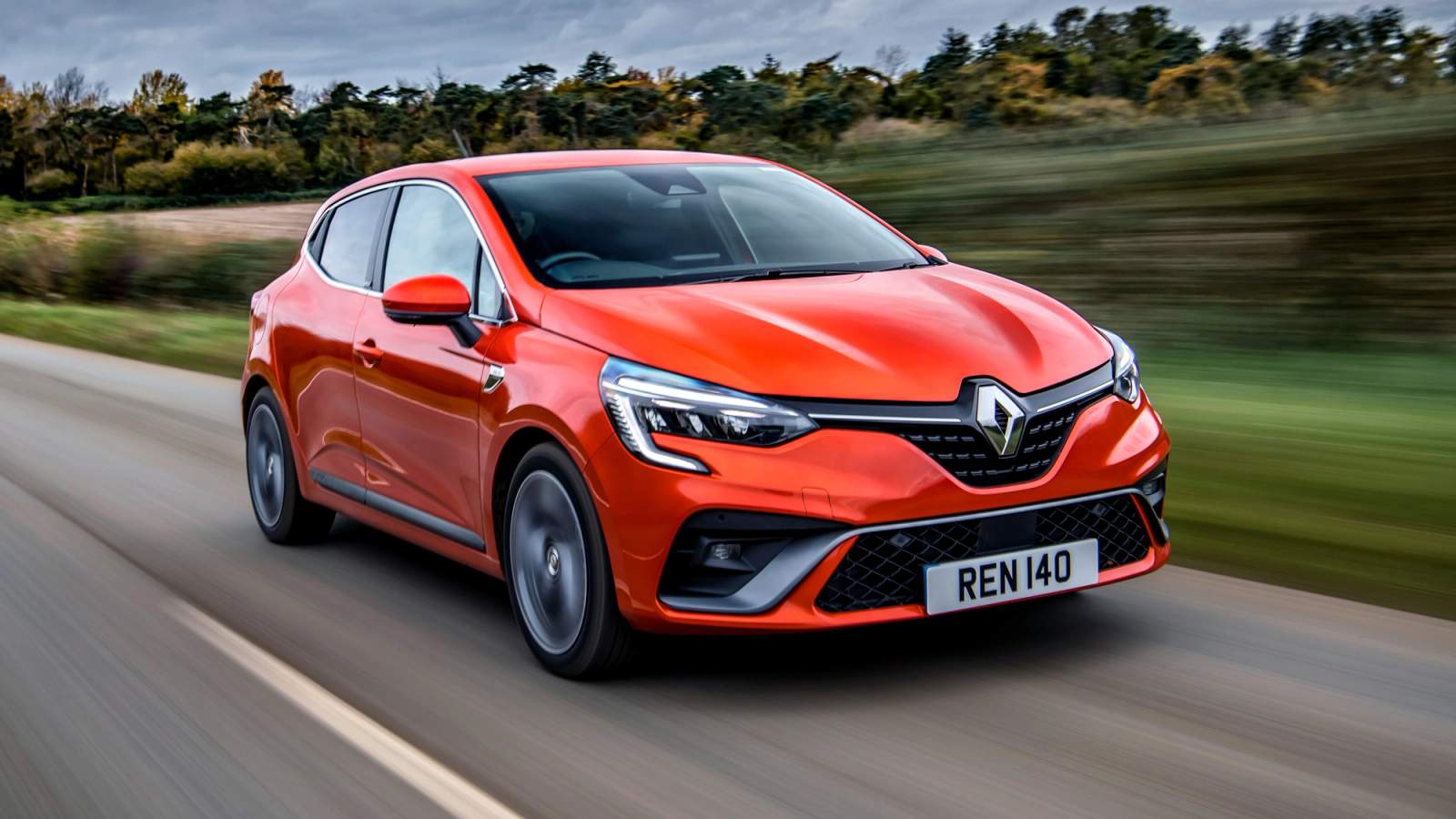 Renault Clio review image
