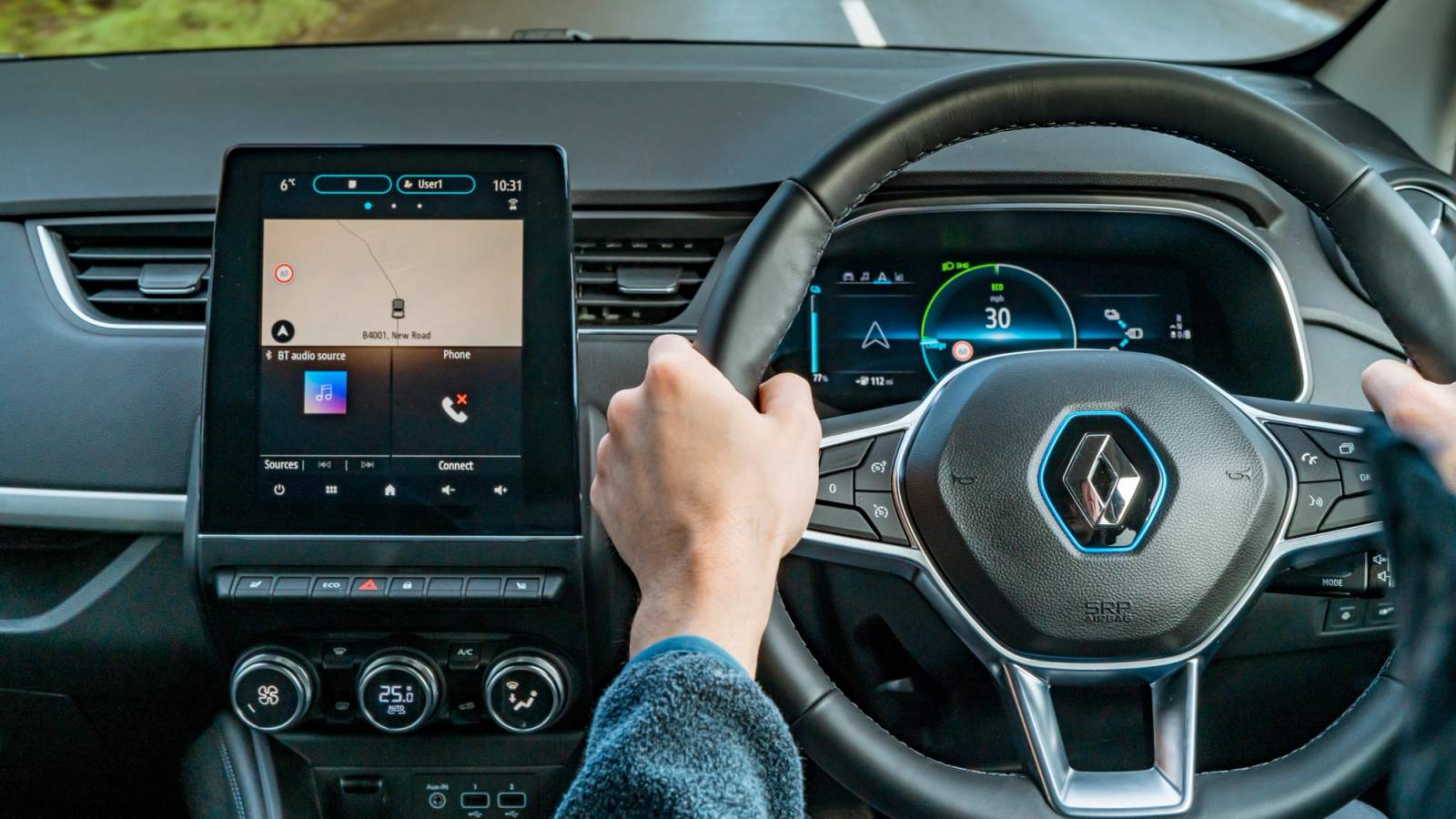 Renault Zoe driving interior