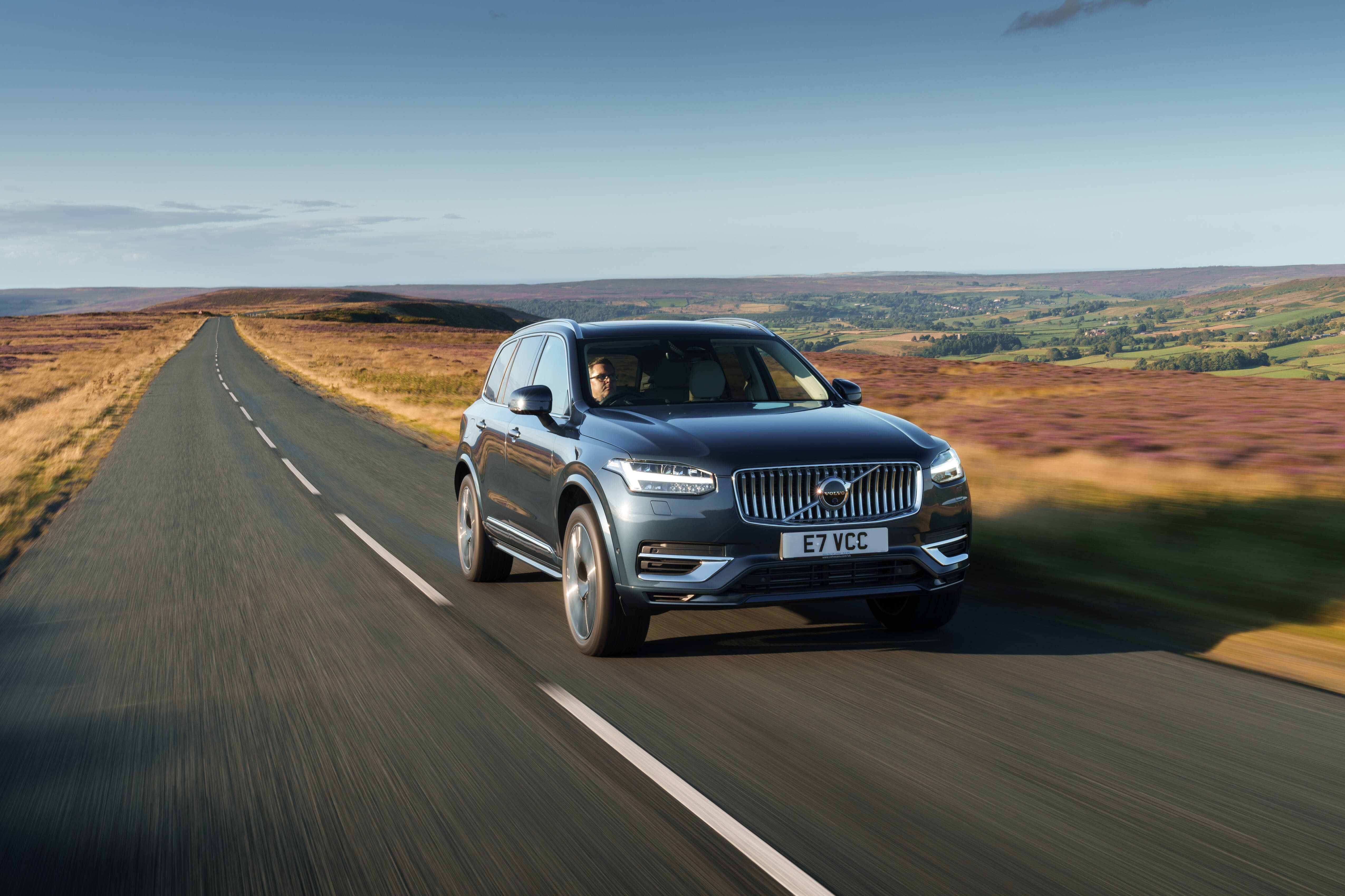 Grey Volvo XC90