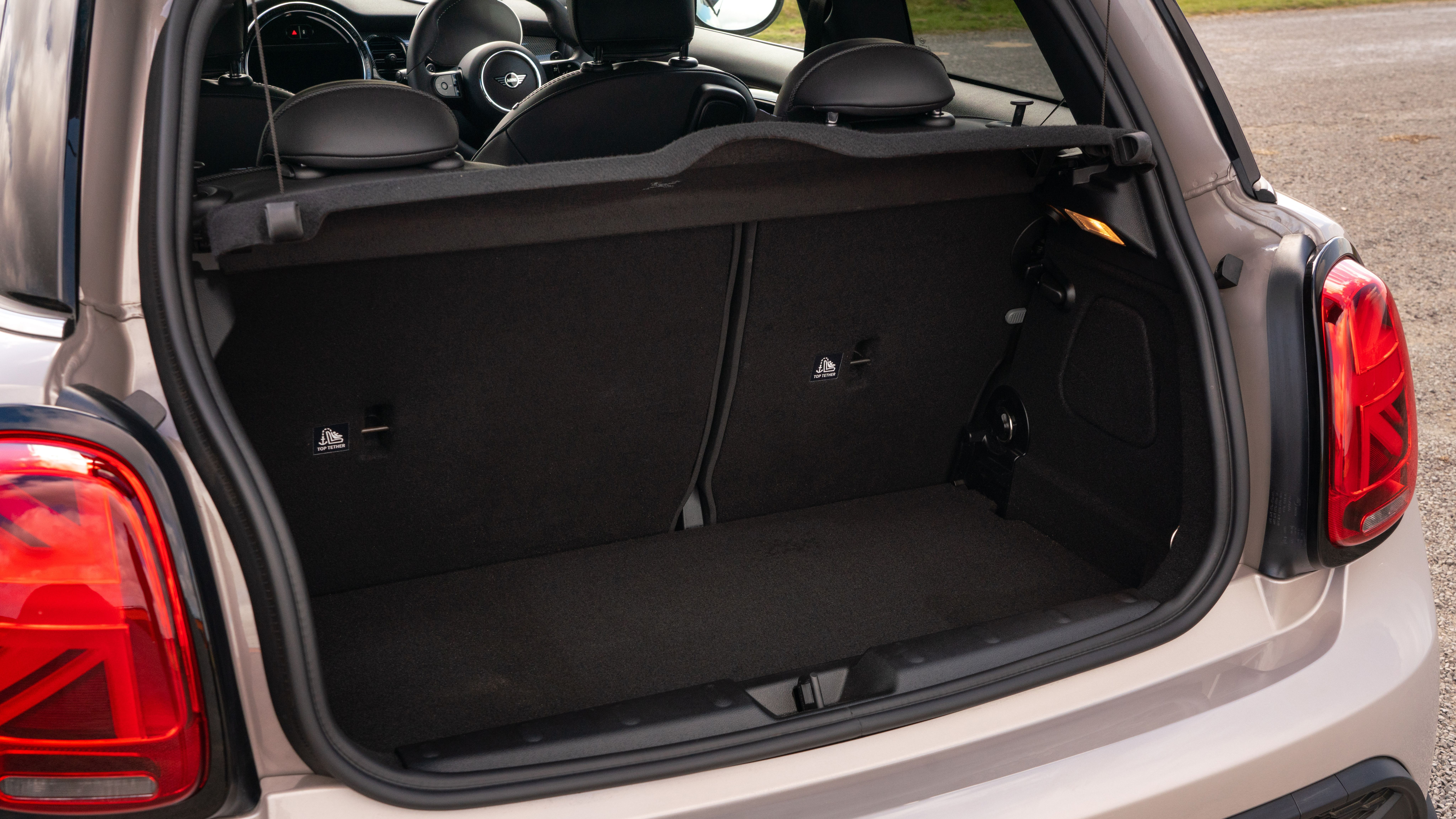Mini hatch boot space