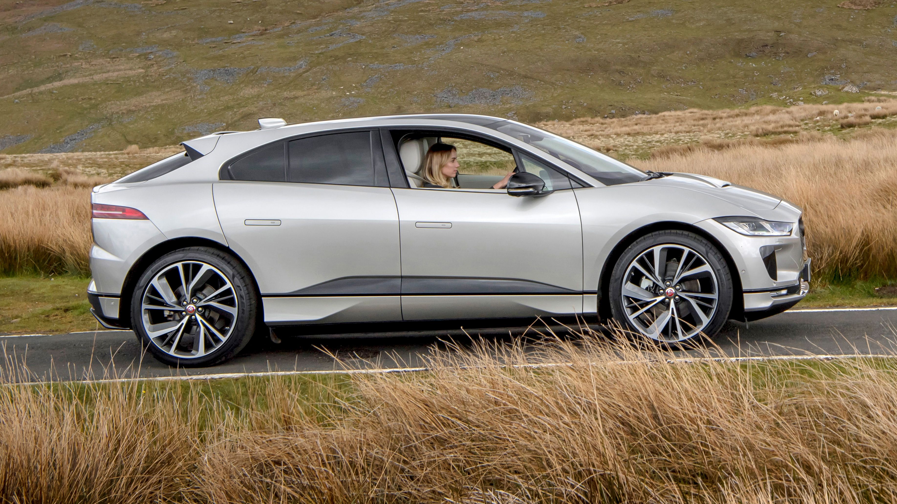 Jaguar I-Pace side profile