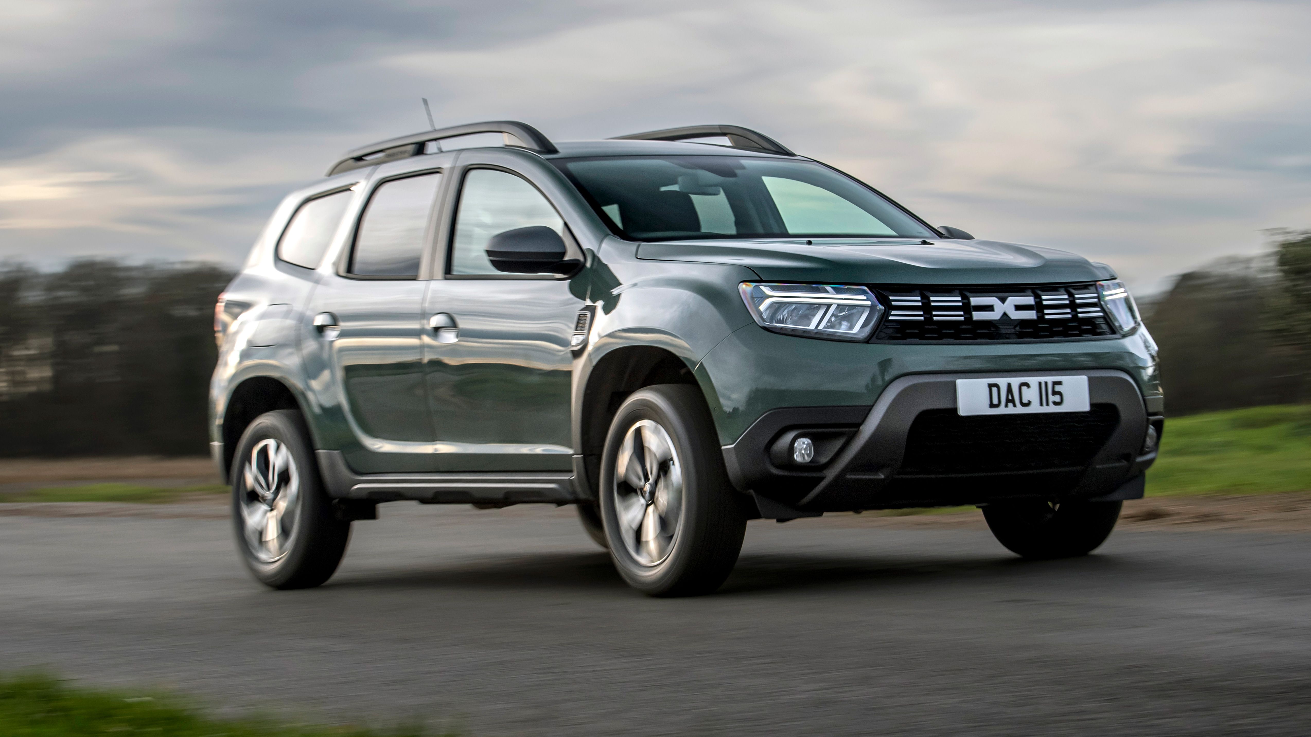 Dacia Duster driving