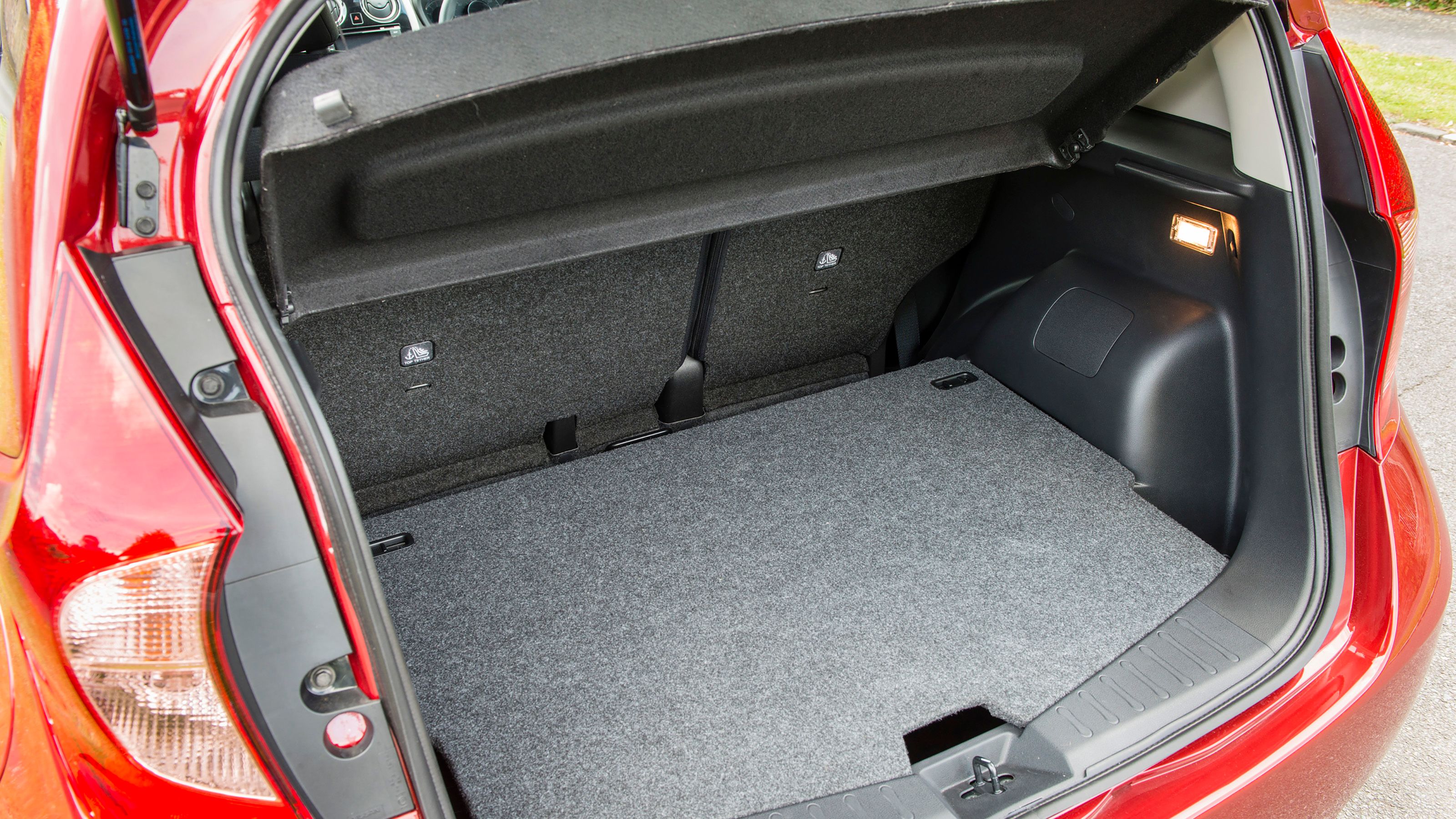Nissan Note boot space