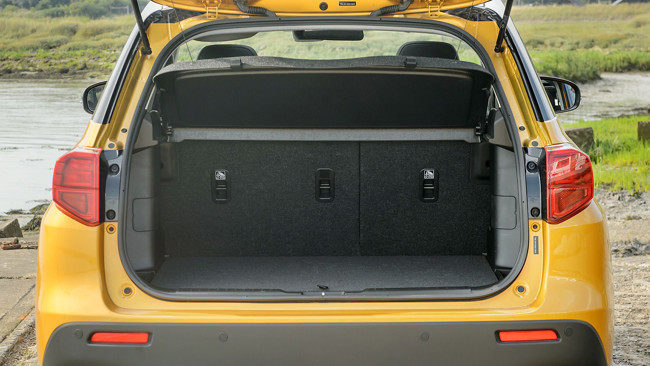 Suzuki Vitara boot
